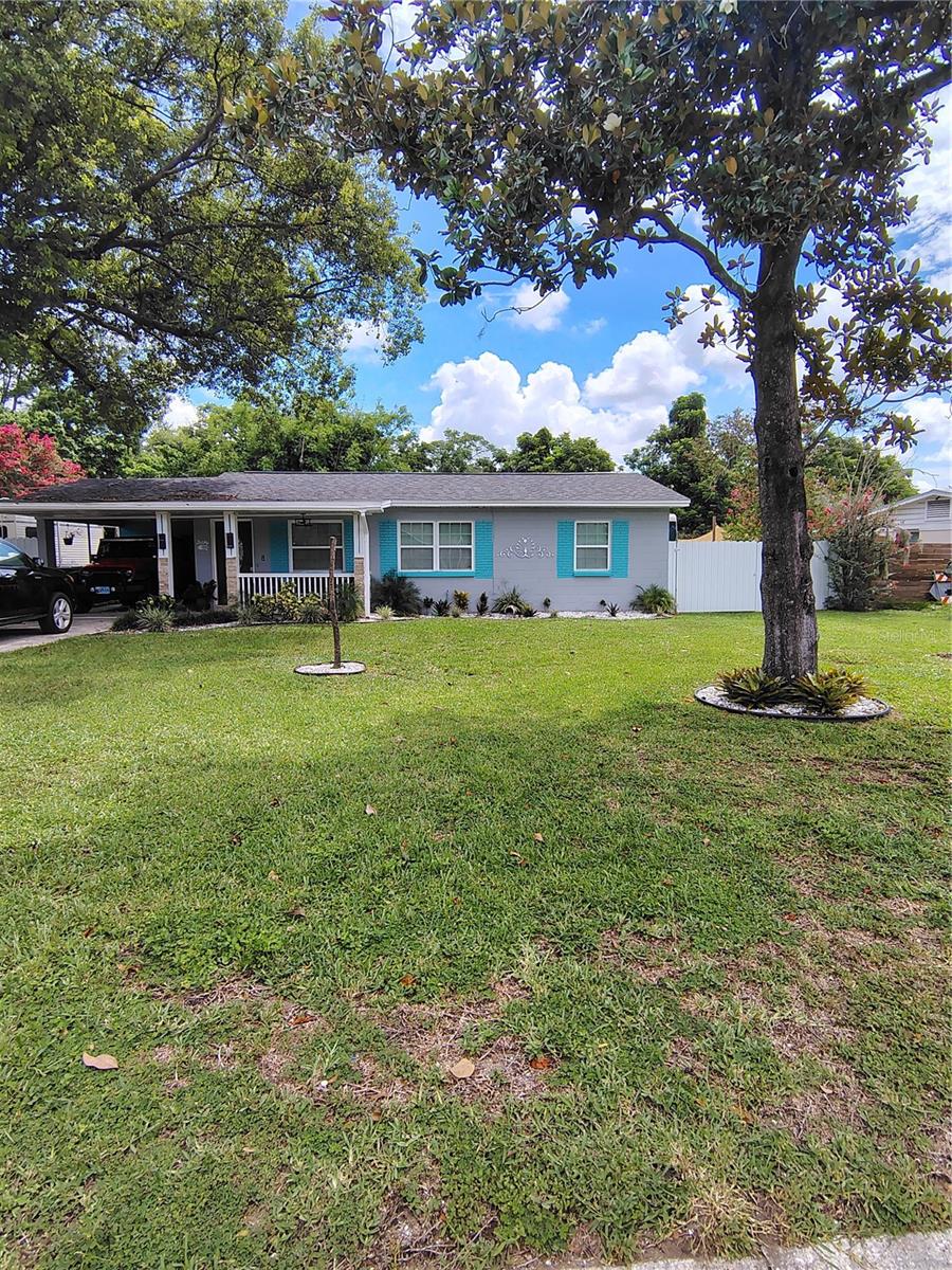 607 Oak Ridge Drive — photo
