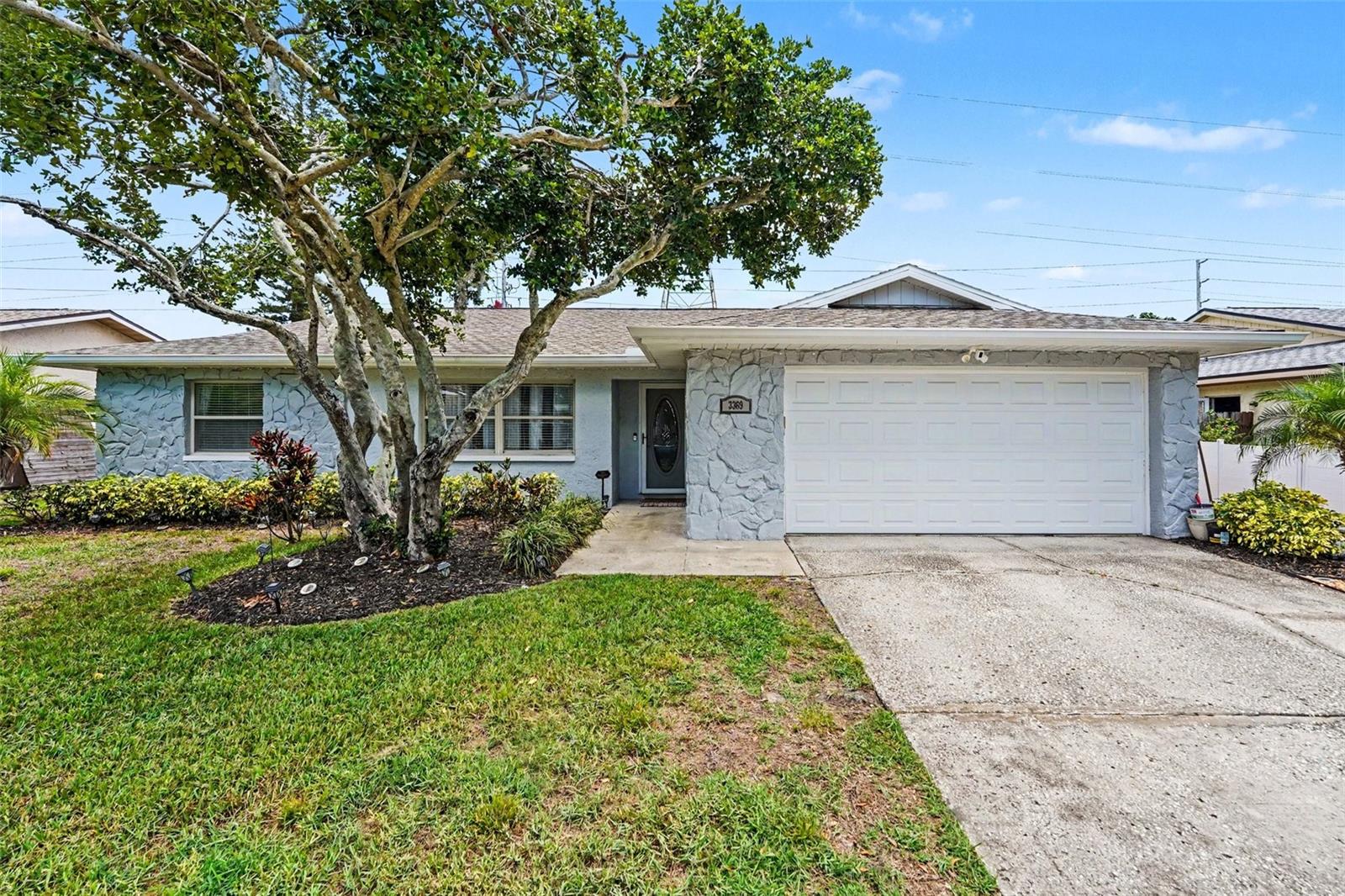 3369 Hunt Club Drive — photo