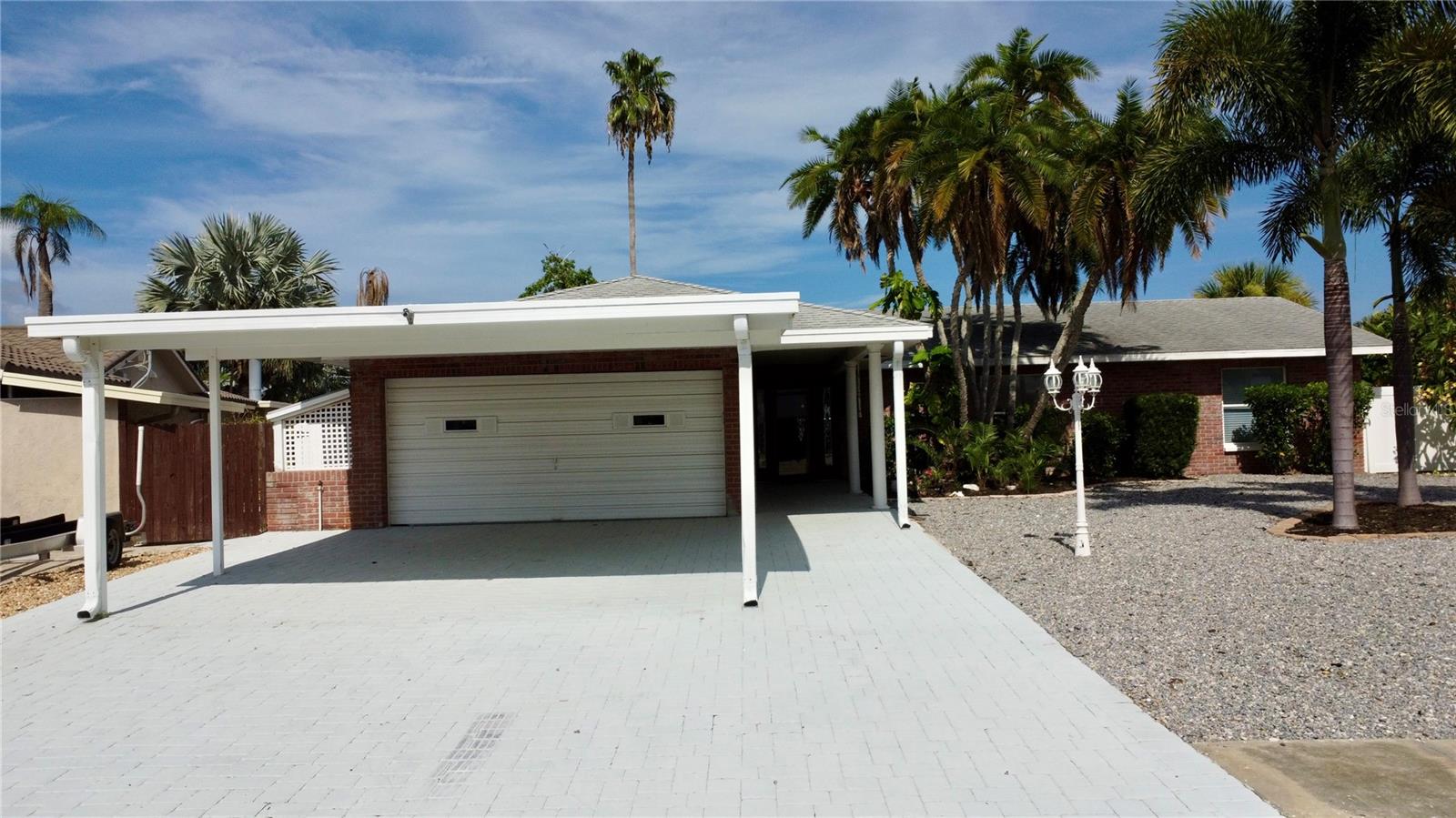 6512 King Palm Way — photo