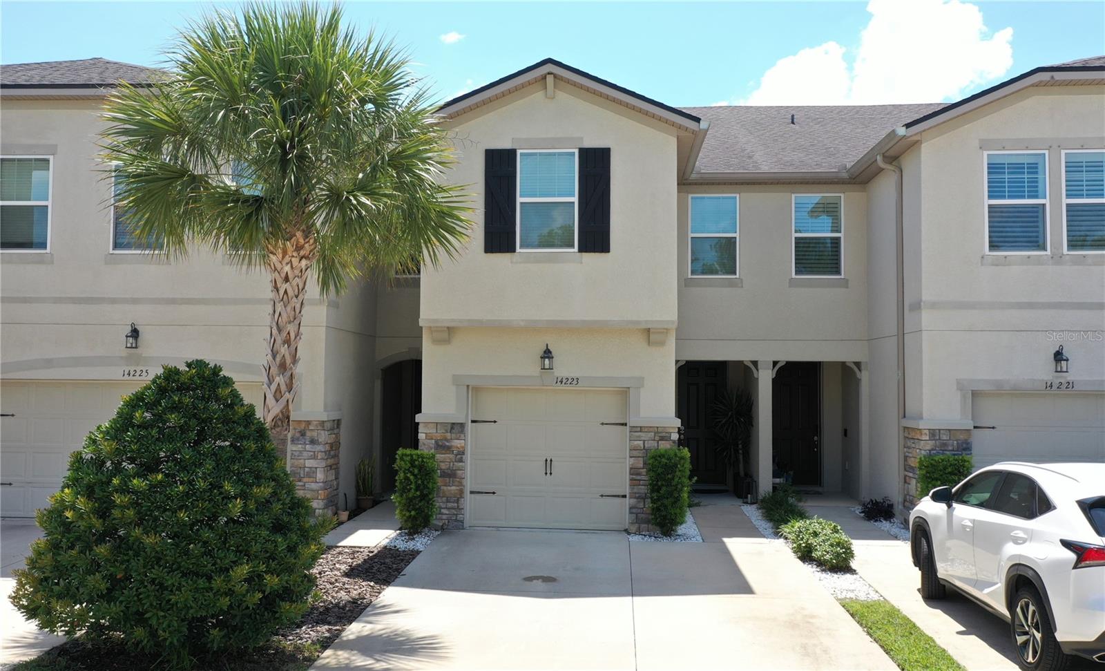 14223 Pondhawk Lane — photo