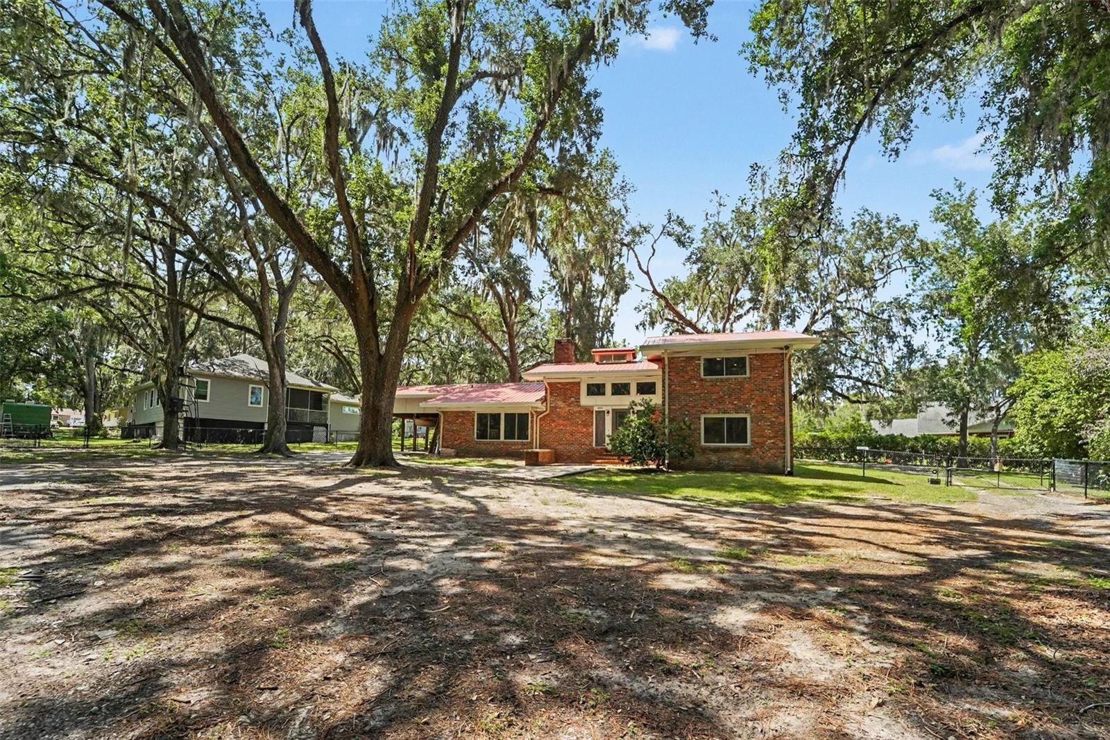 434 Hamlin Way — photo