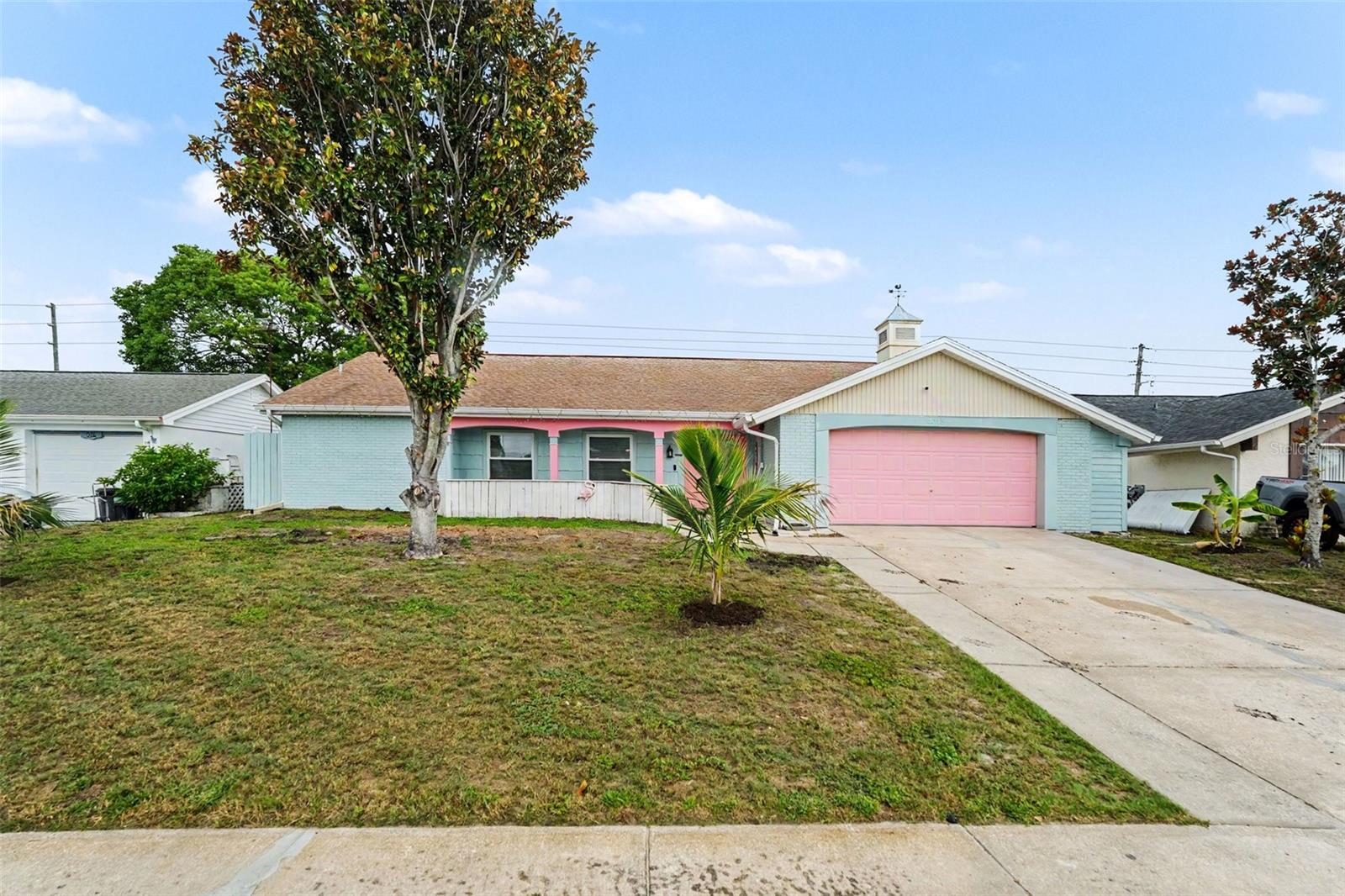 4315 Stratfield Drive — photo
