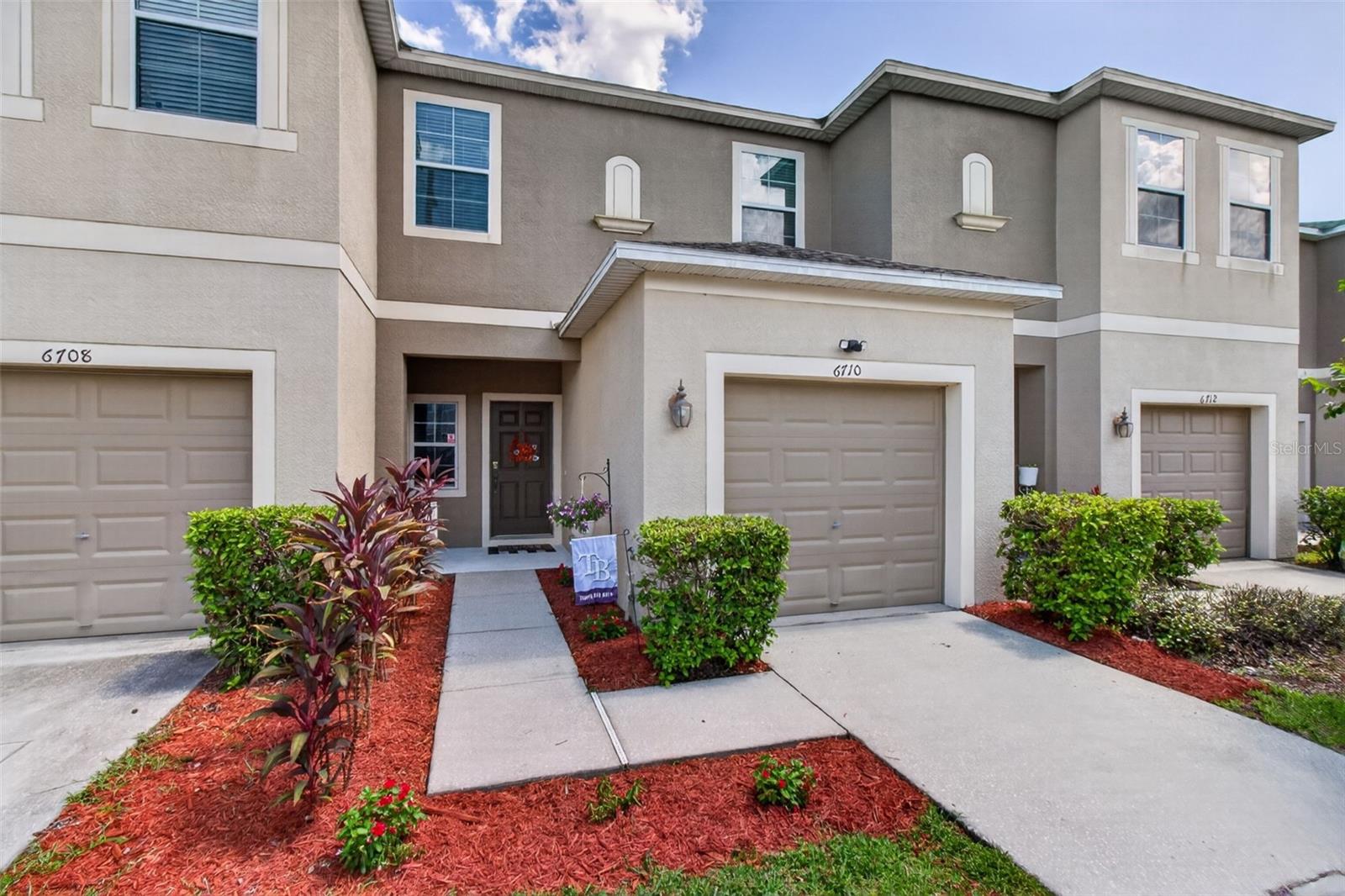 6710 Holly Heath Drive — photo