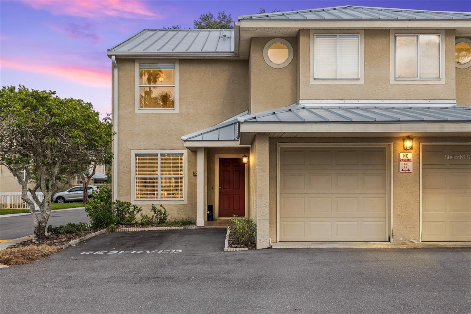 13007 Lorna Place — photo