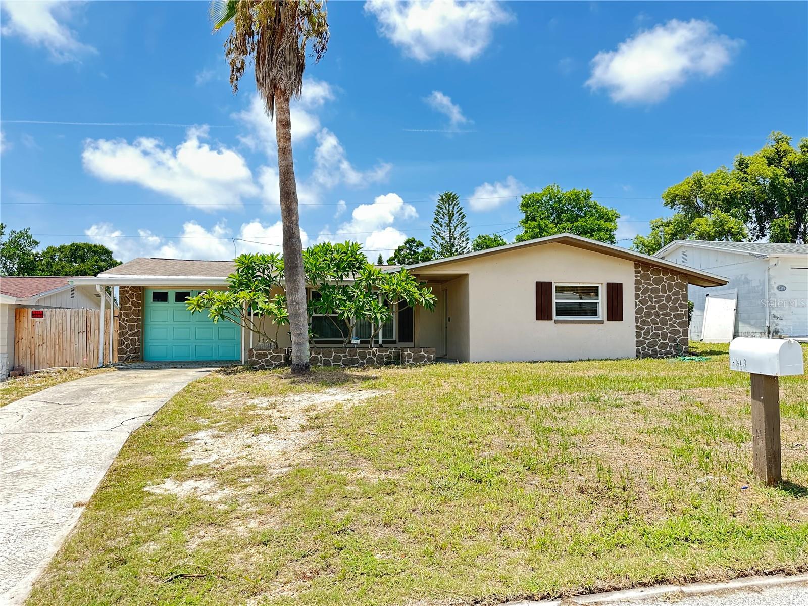 3313 Briar Cliff Drive — photo