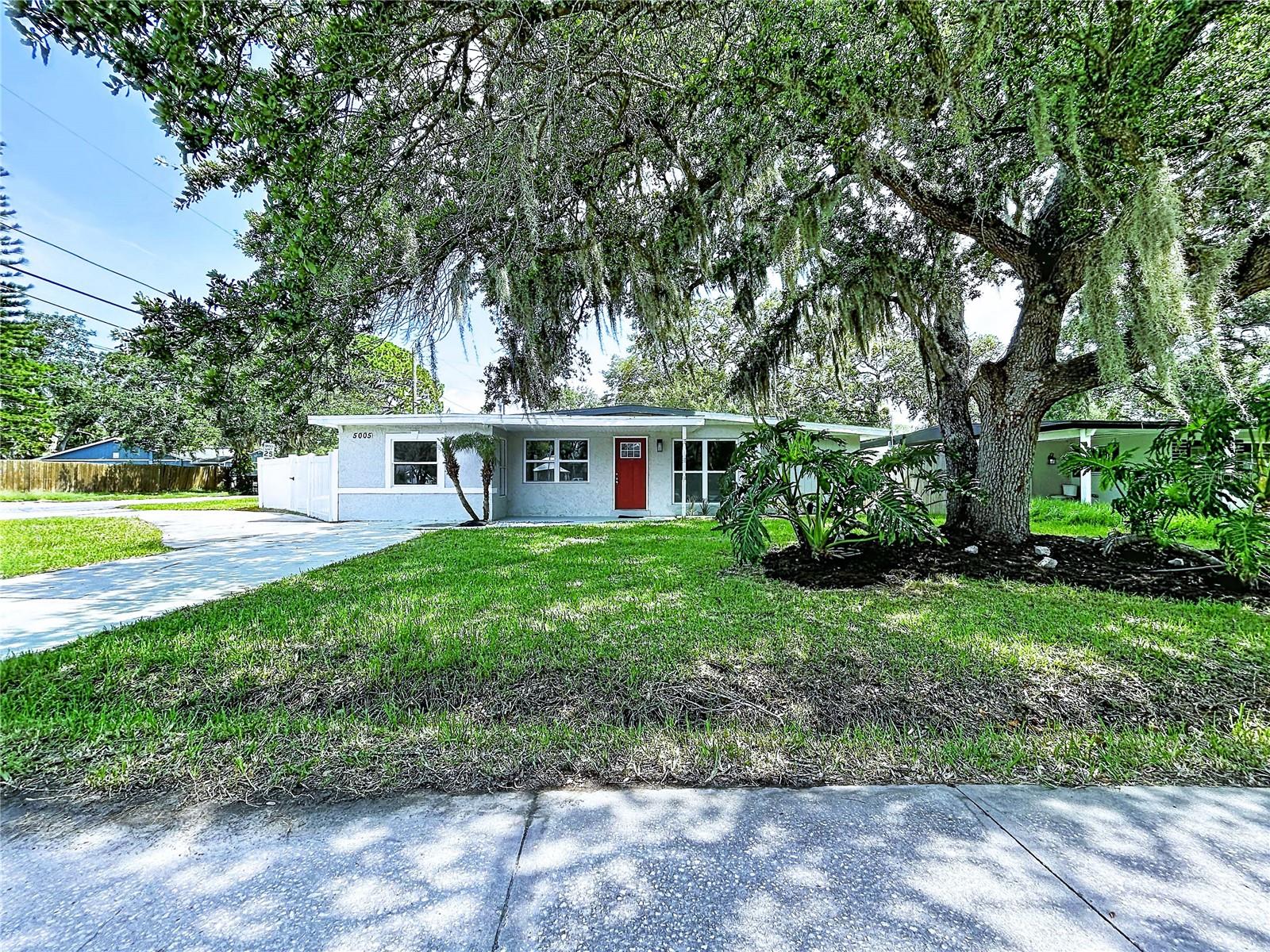 5005 Avery Road — photo