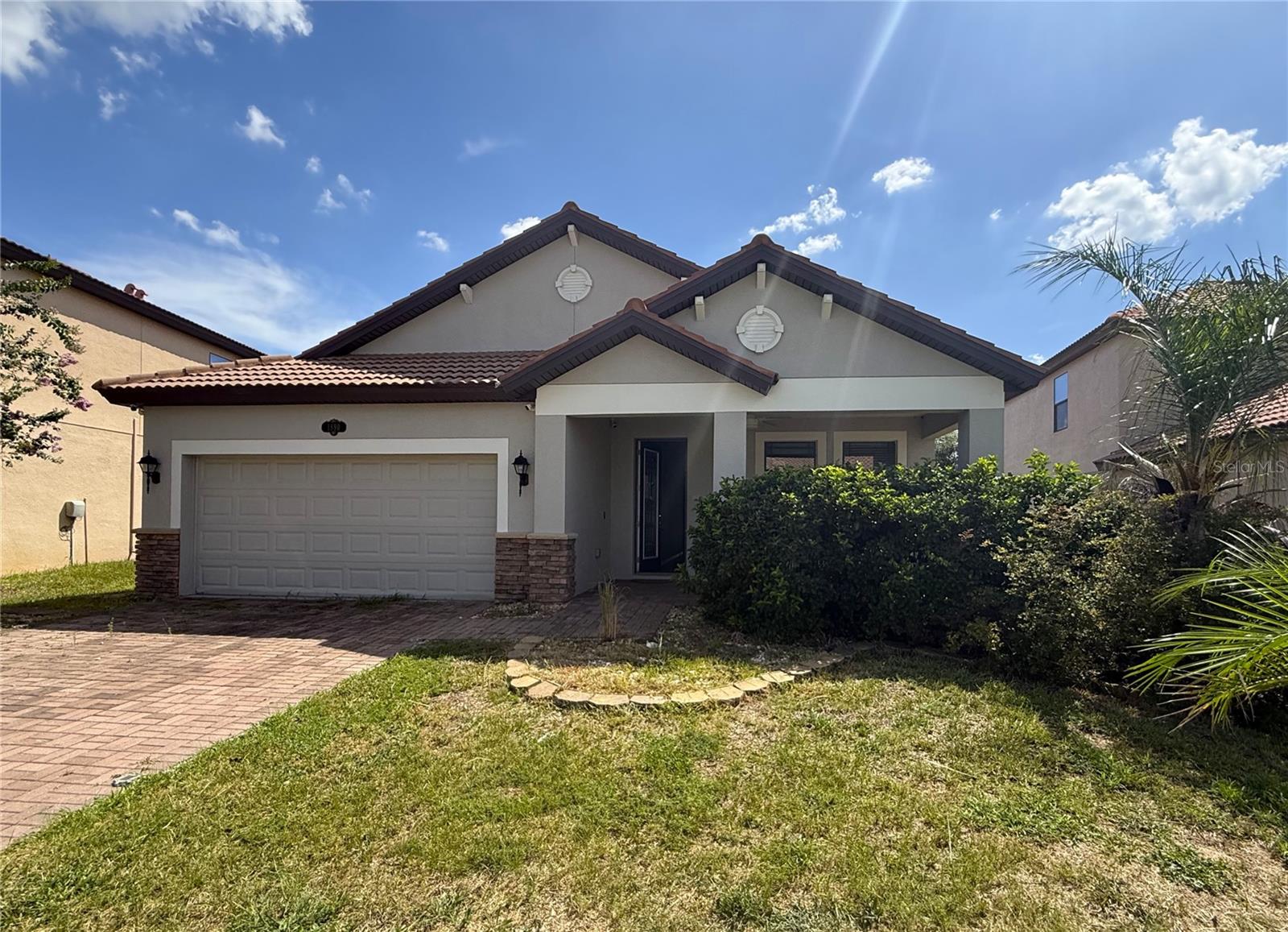 1890 Altavista Circle — photo