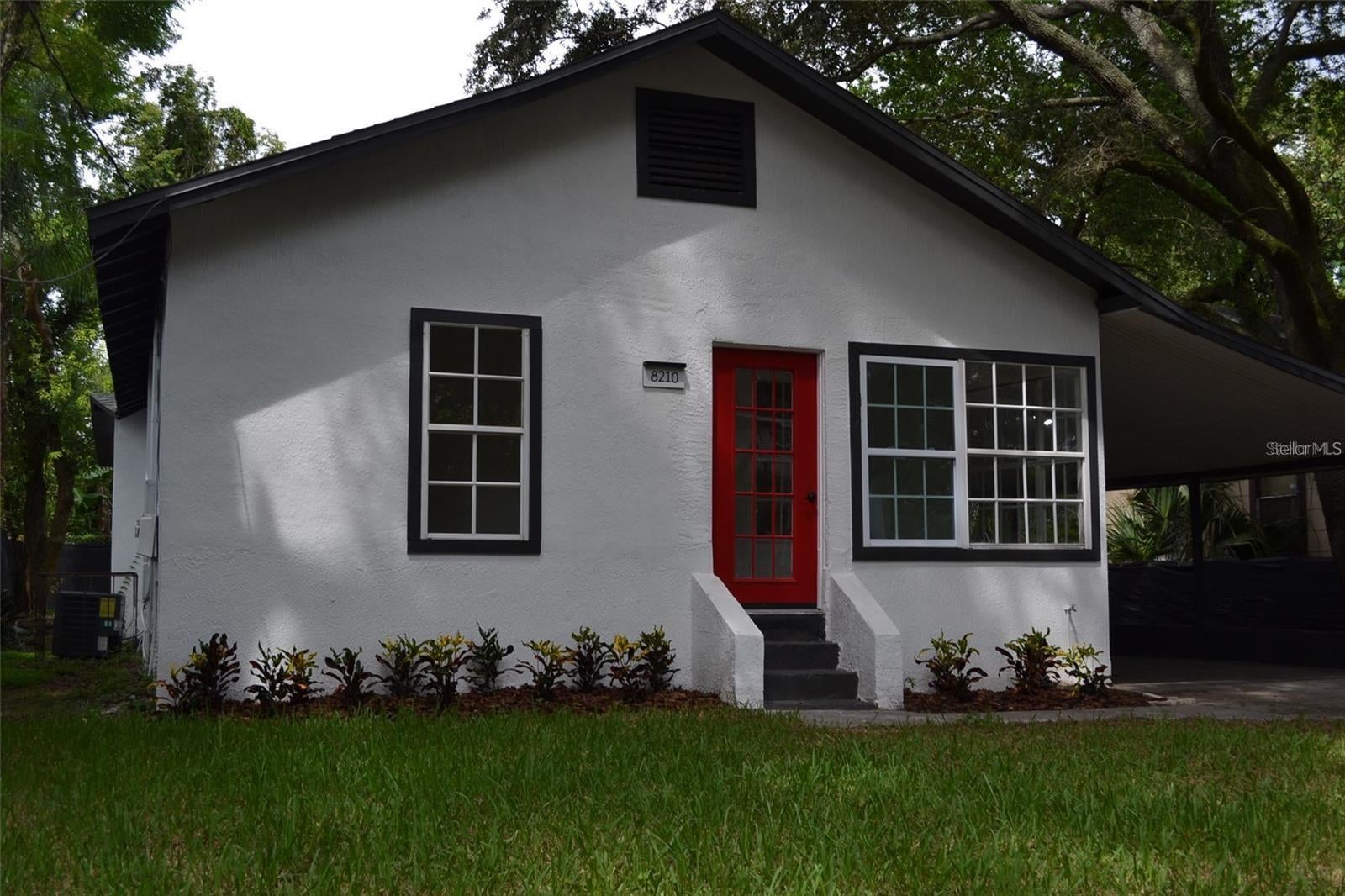 8210 N Klondyke Street — photo
