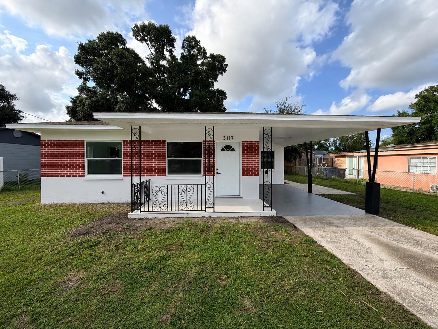 3117 W Leroy Street — photo