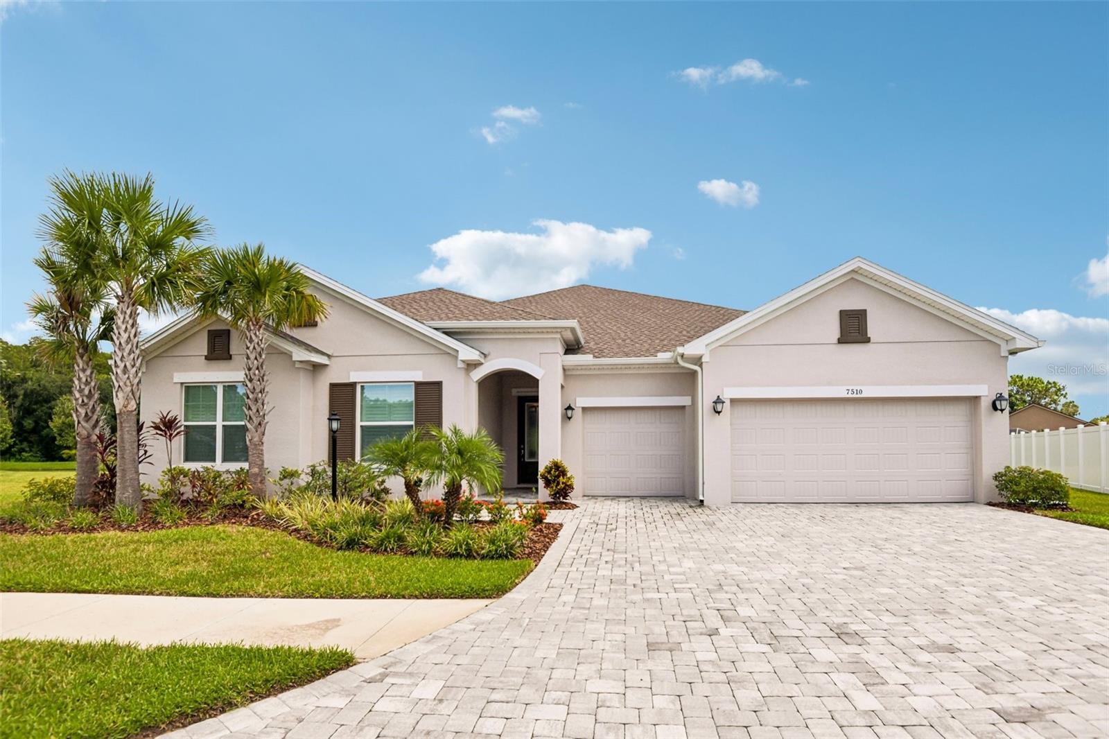 7510 Ashbrooke Pine Loop — photo