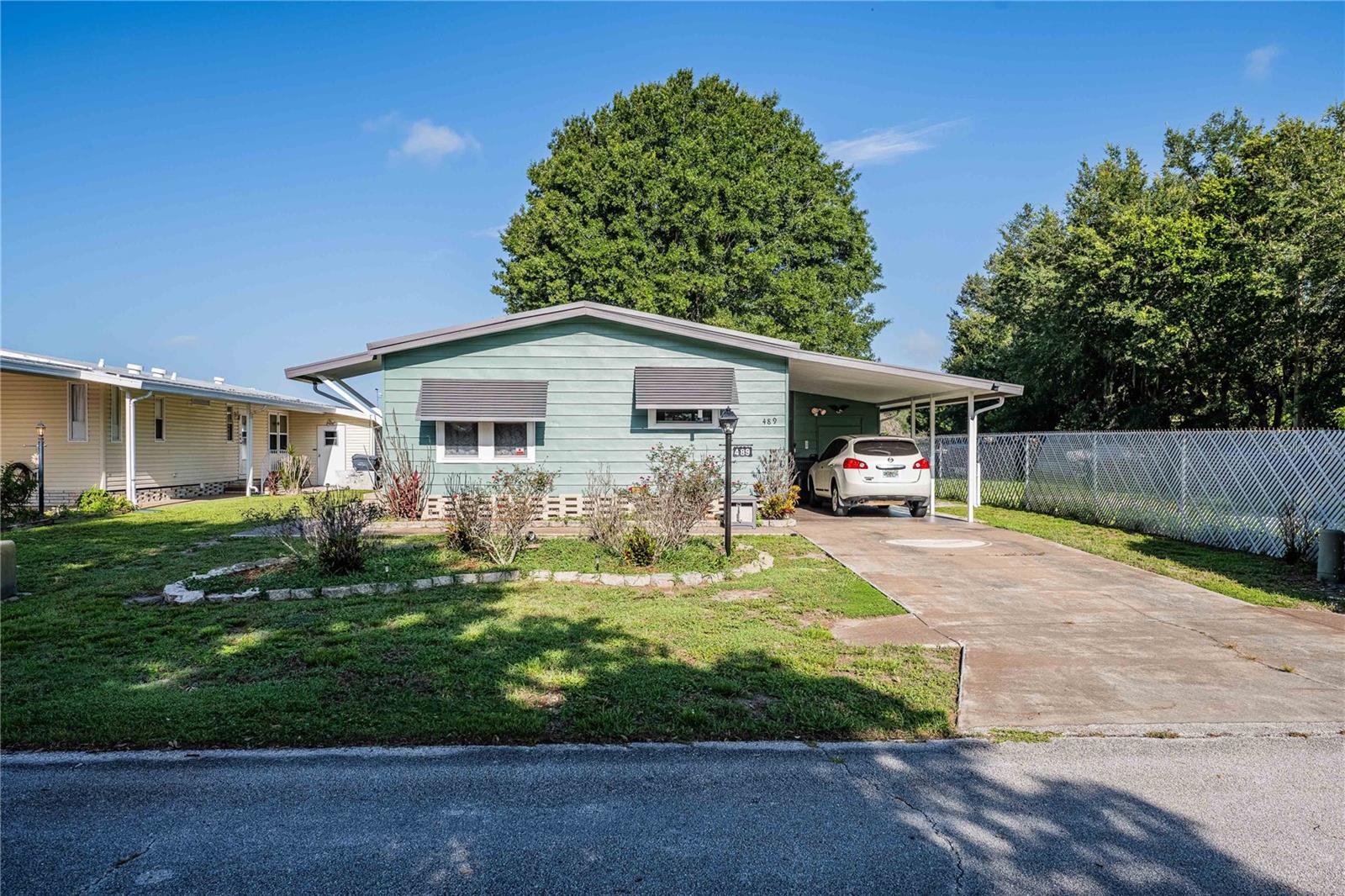 489 Village Circle SW — photo
