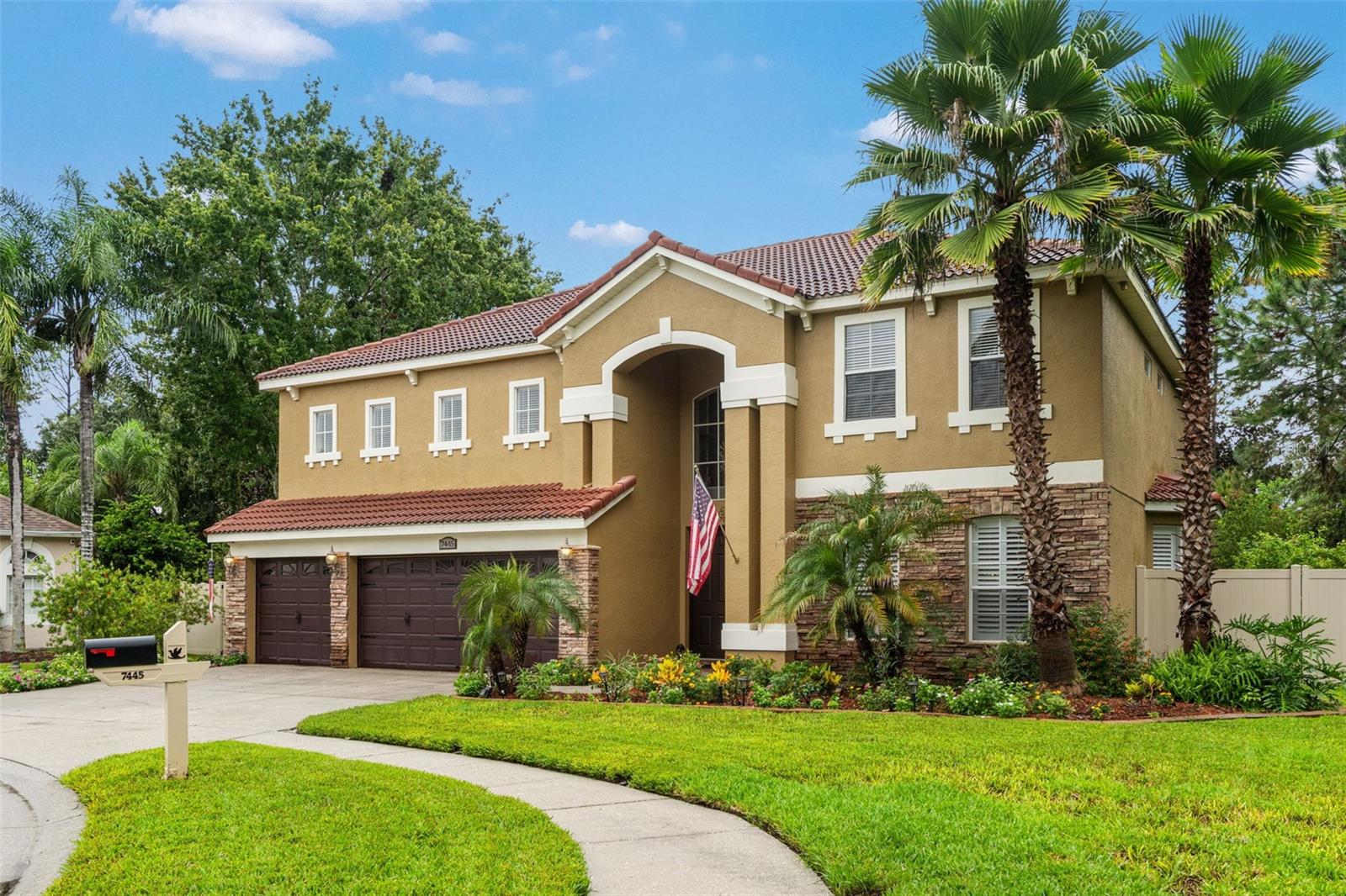 7445 Minnow Brook Way — photo