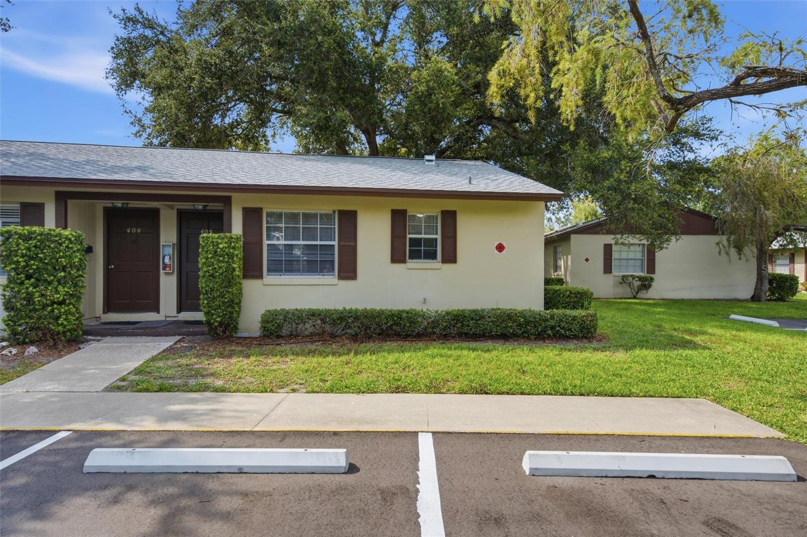 4215 E Bay Drive 405 — photo