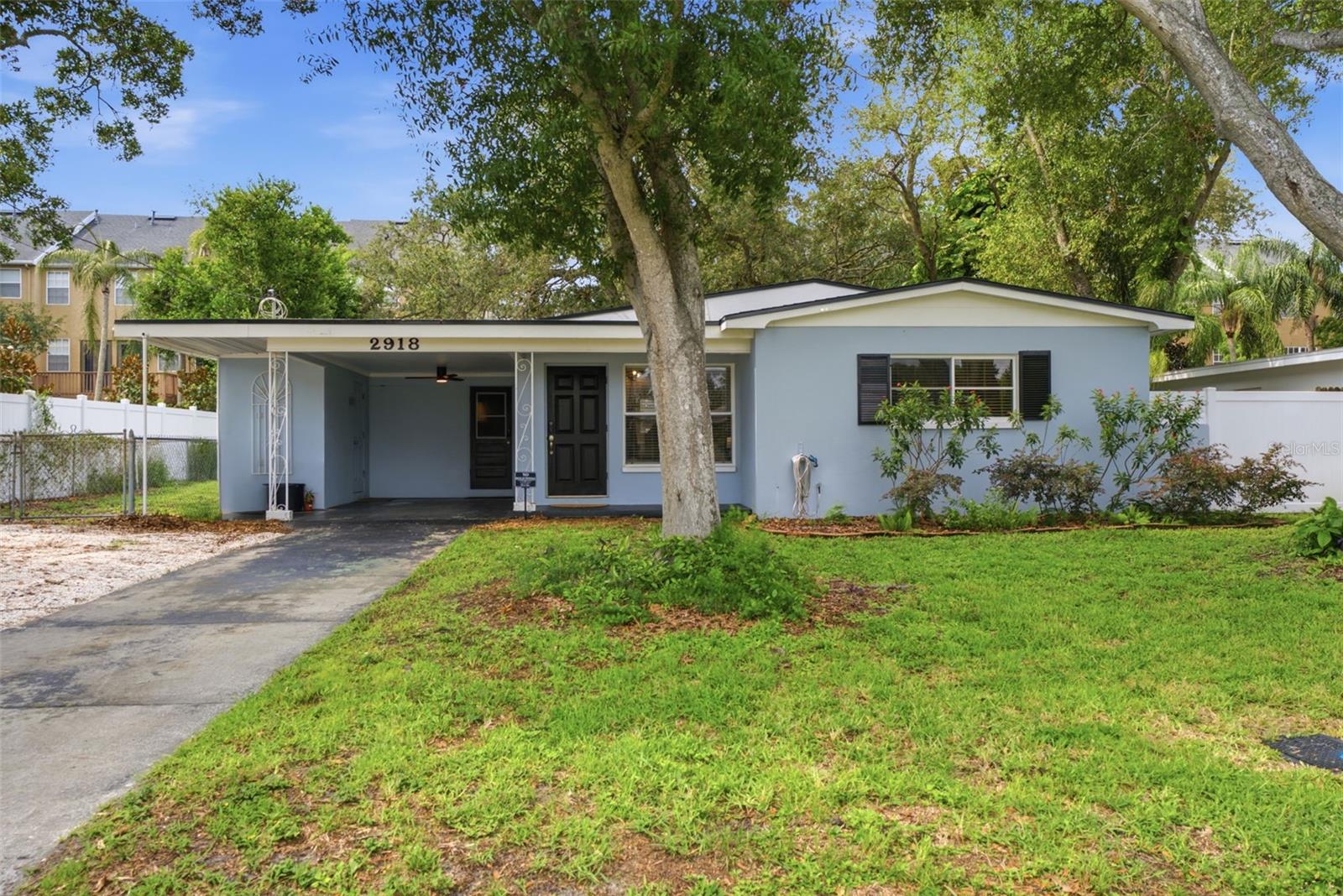 2918 W Ellis Drive — photo