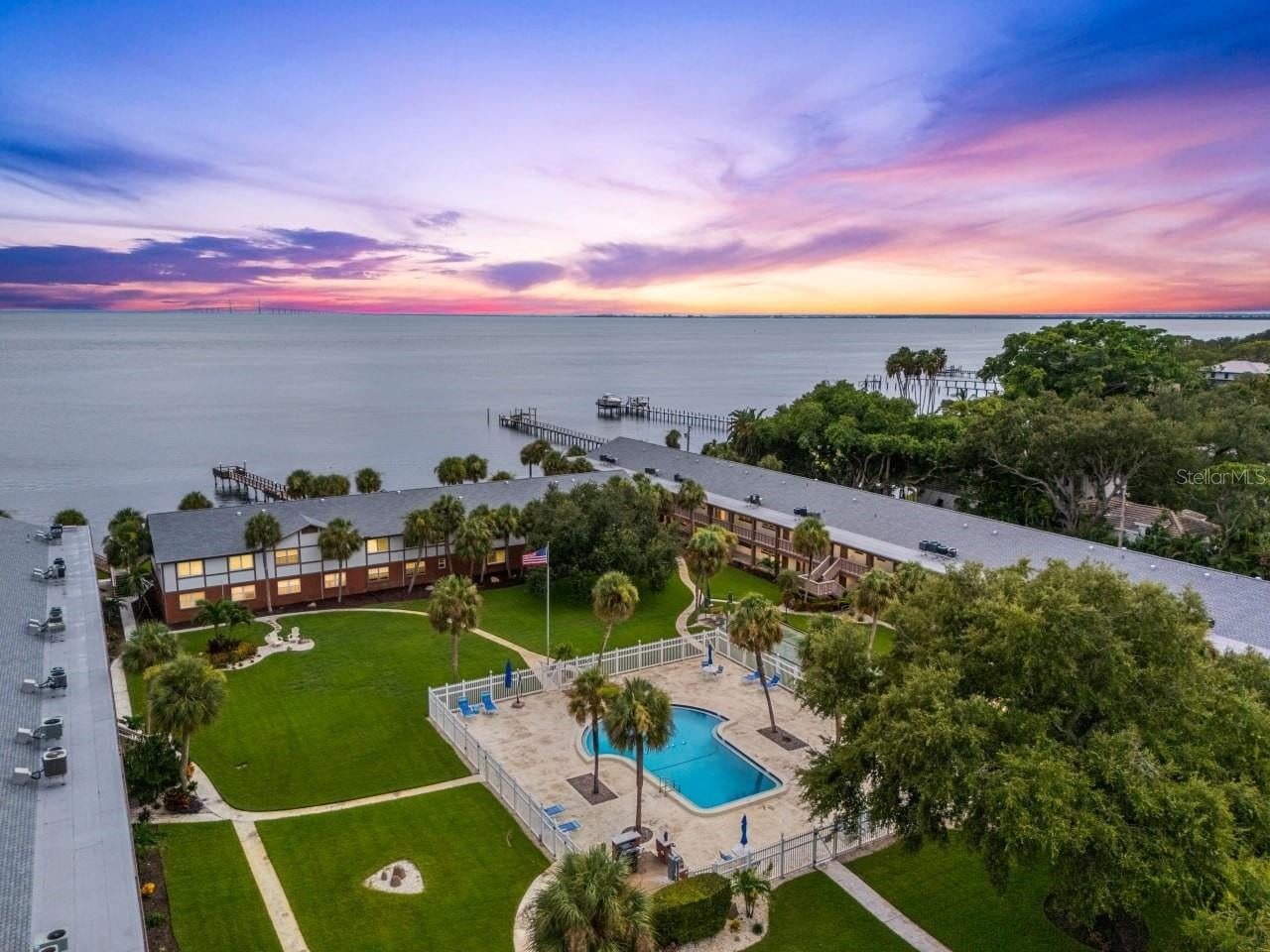 650 Pinellas Point Drive S 122 — photo