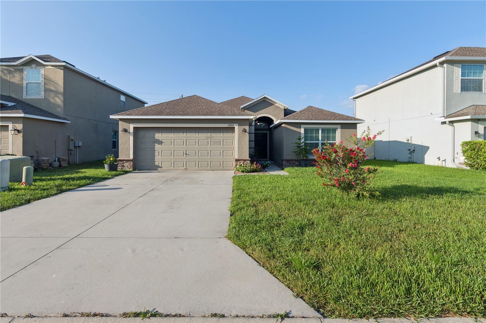 13743 Newport Shores Drive — photo