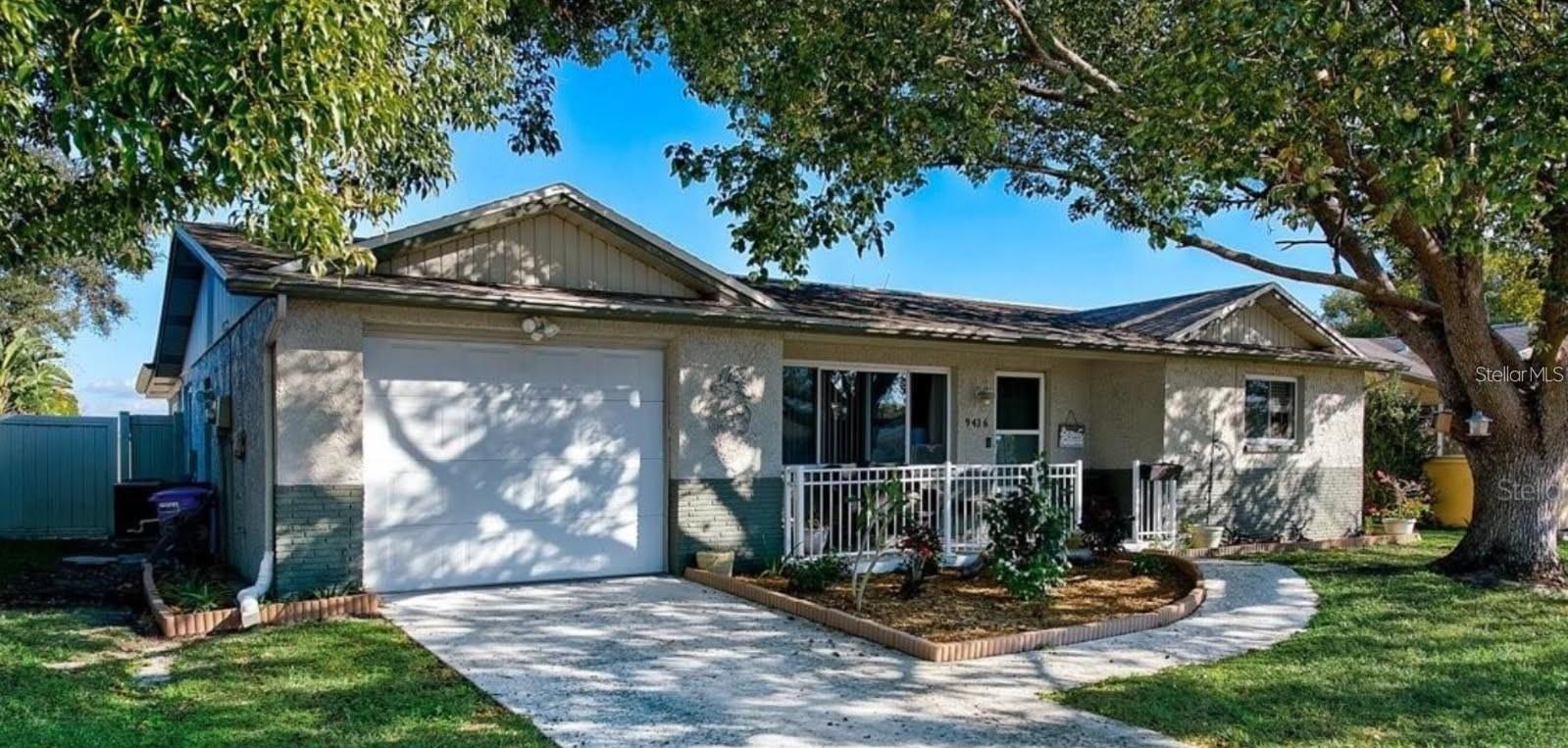 9436 Glen Moor Lane — photo