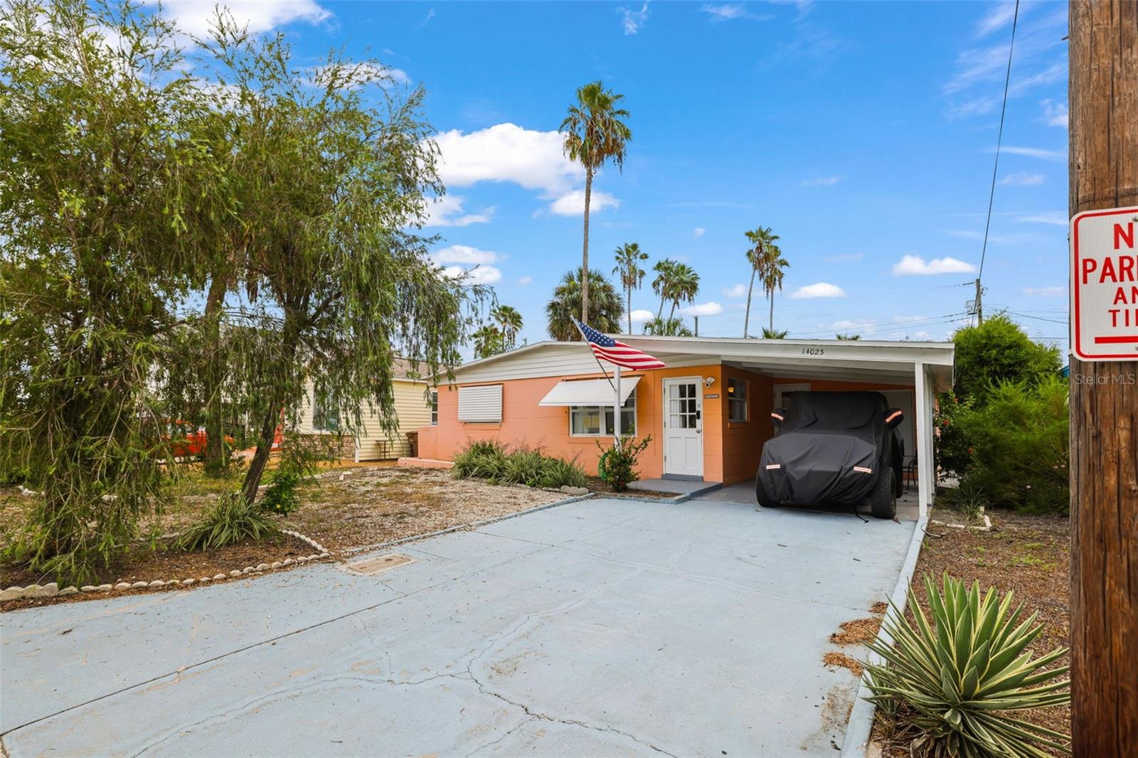 14023 Palm Street — photo