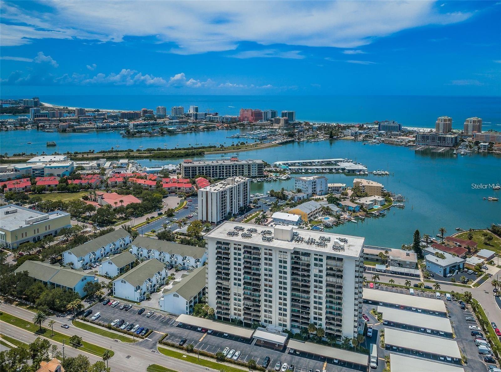 400 Island Way 503 — photo