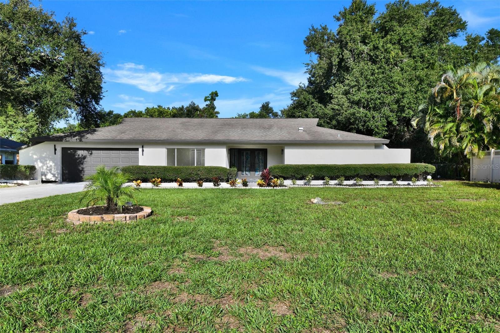 207 Dunbridge Drive — photo