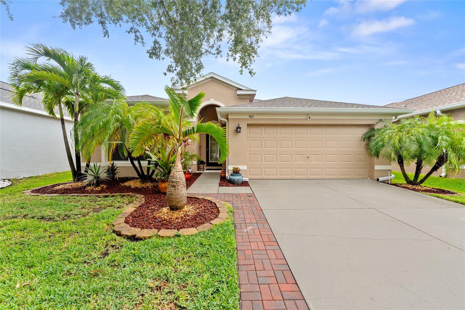 901 Parker Den Drive — photo