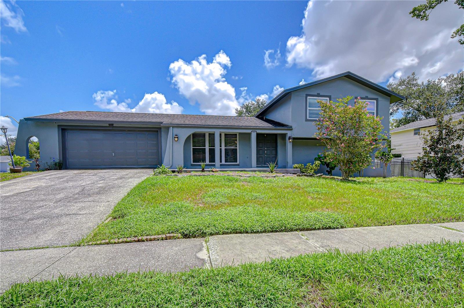 4723 Southbreeze Drive — photo
