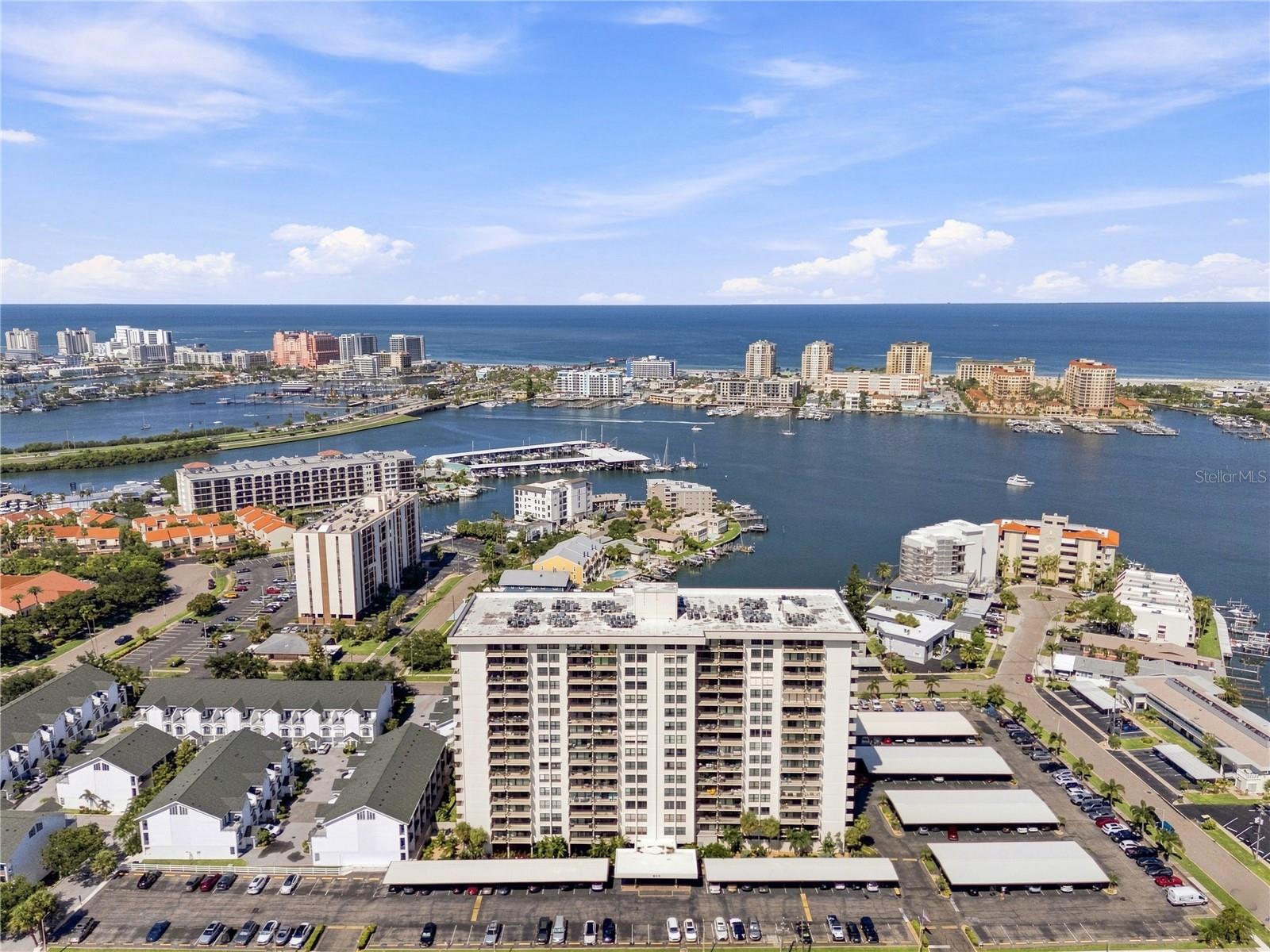 400 Island Way 411 — photo