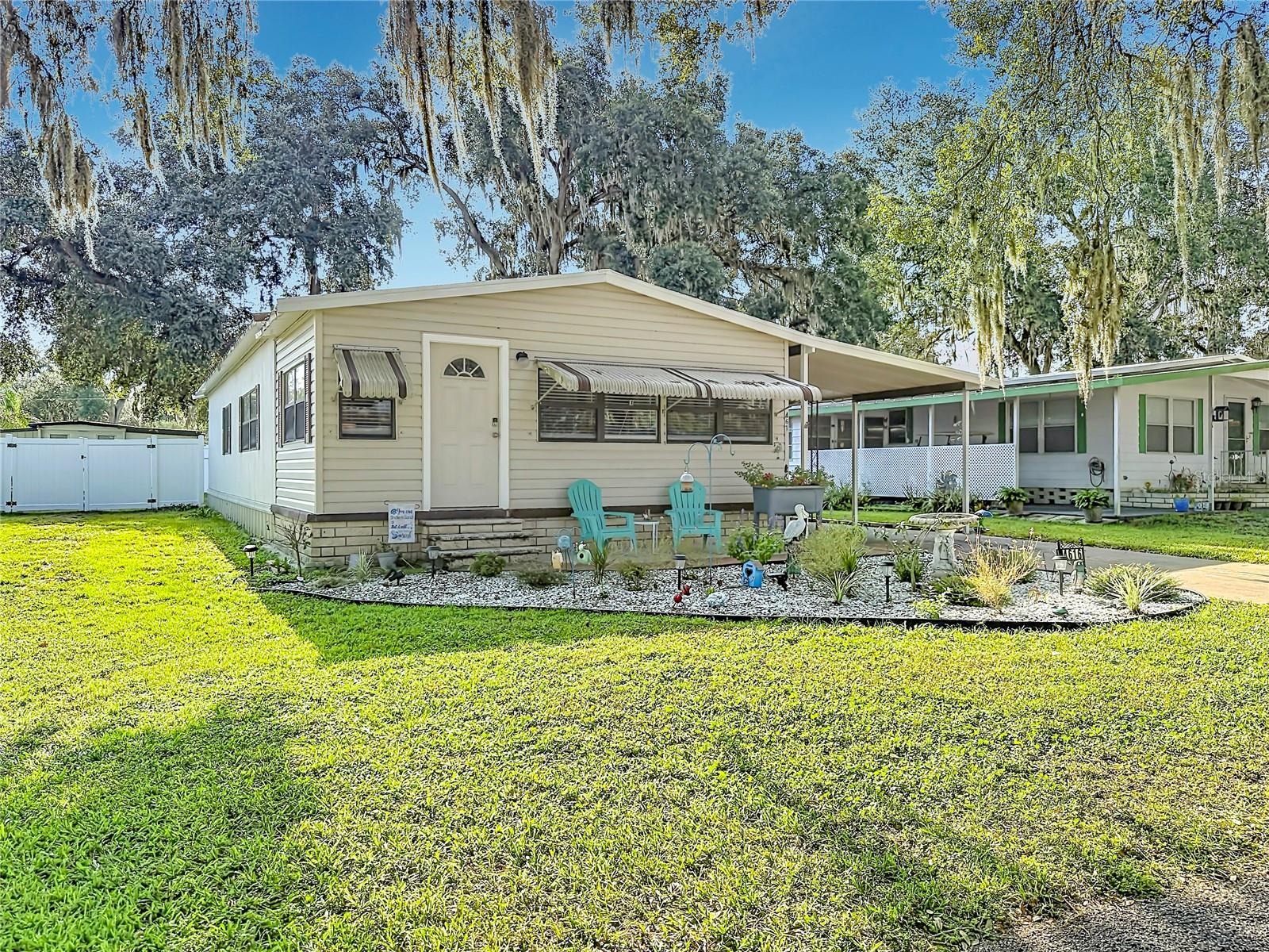 4616 Olive Drive — photo