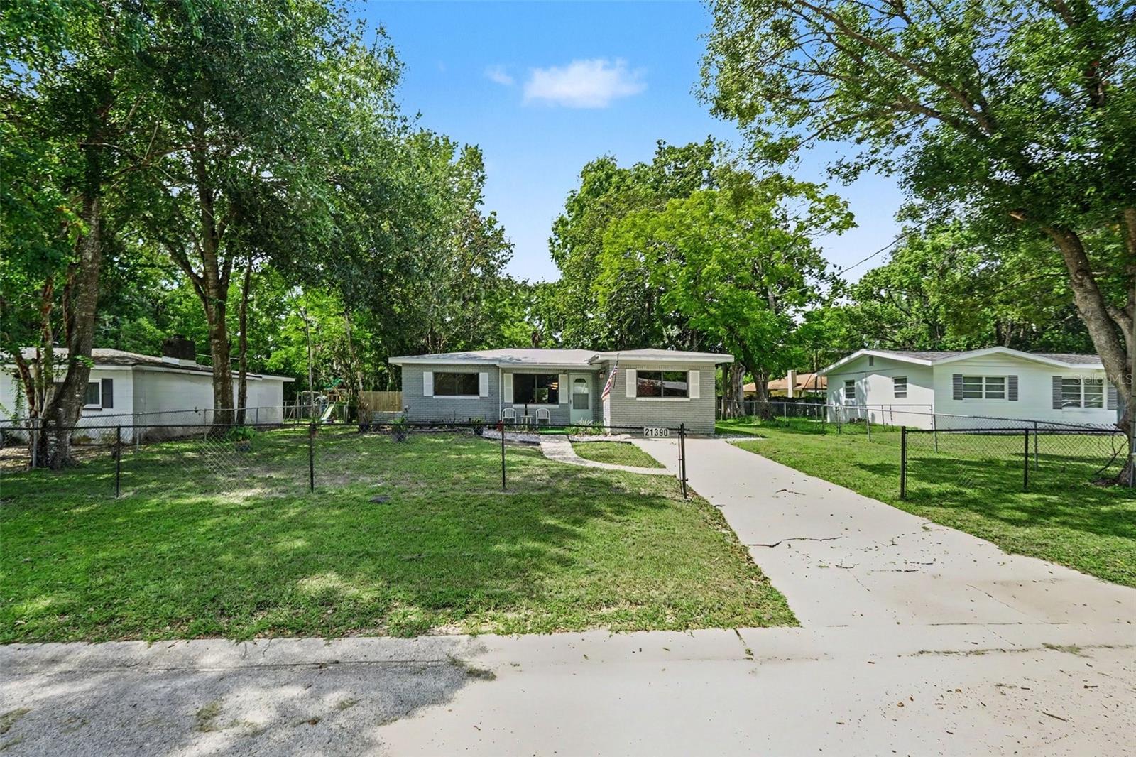 21390 Lehouier Dr — photo