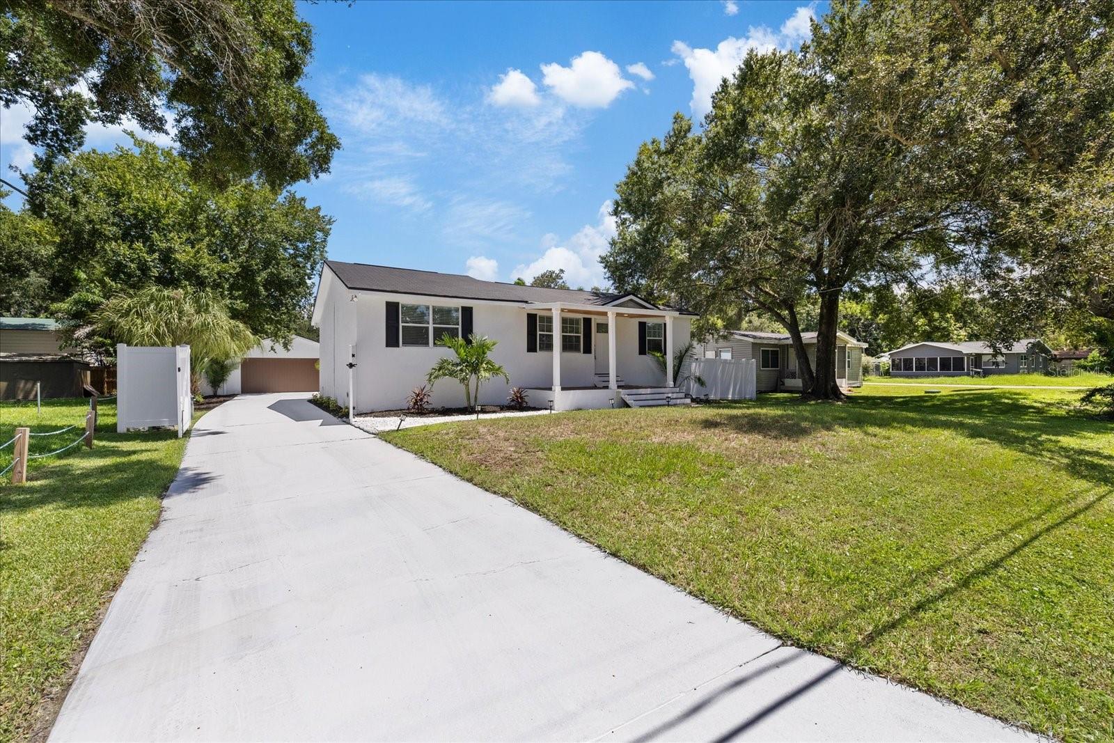 6403 Elliot Drive — photo