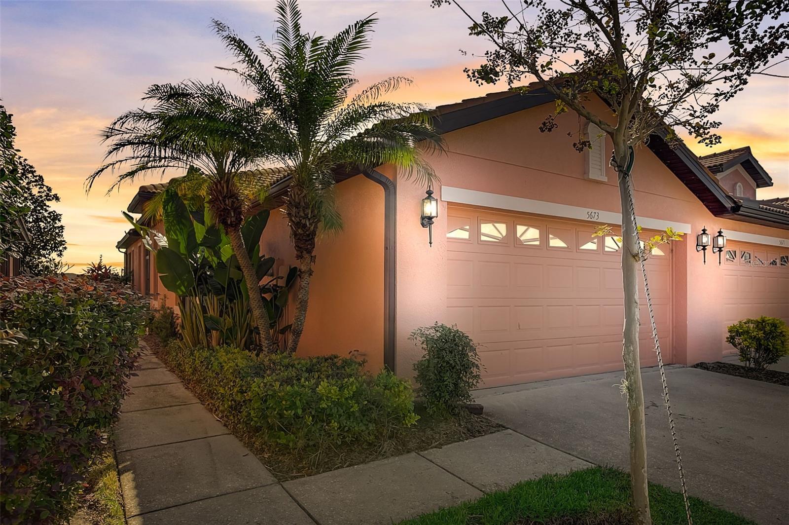 5673 Sunset Falls Drive — photo