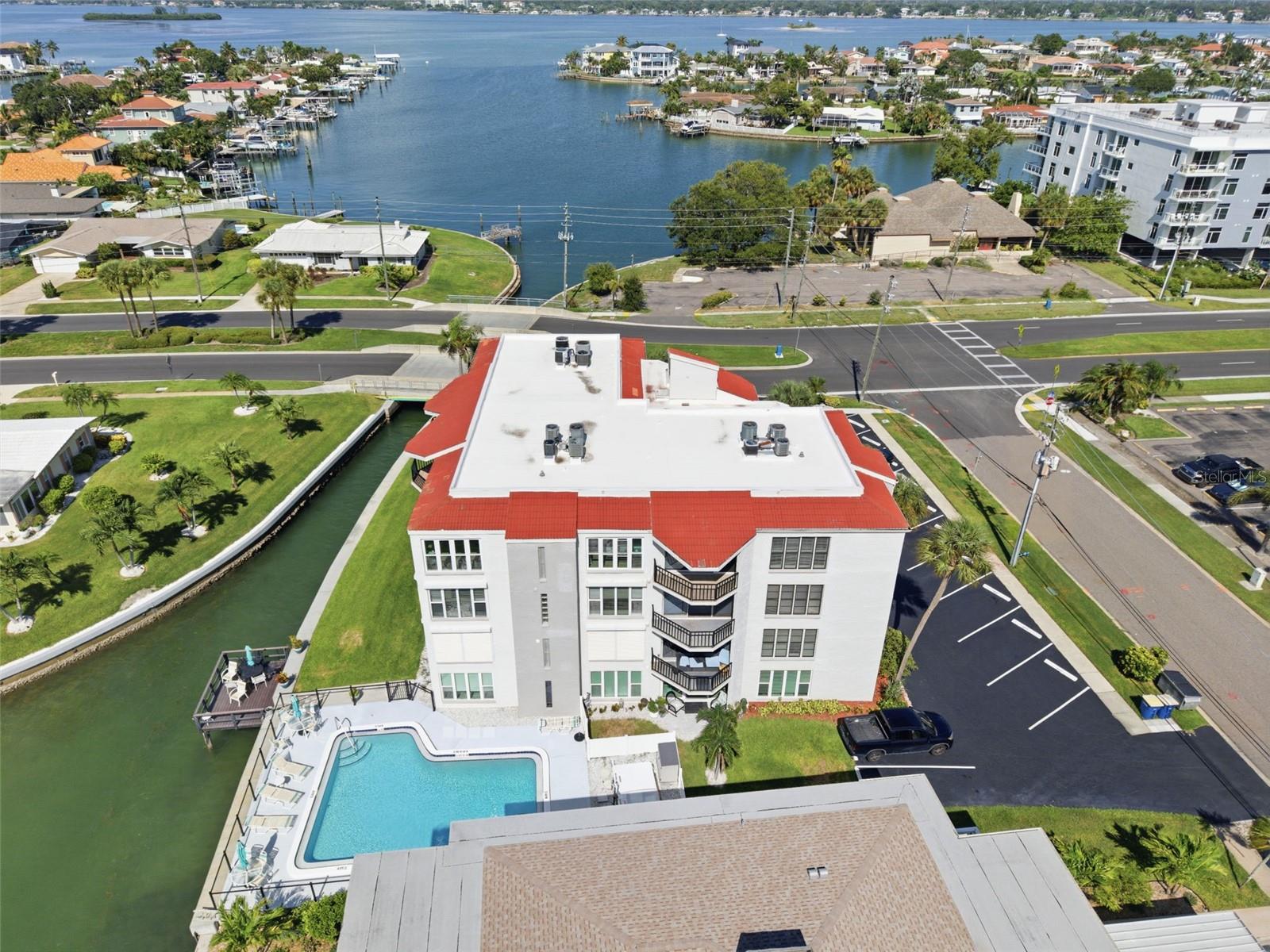 298 Skiff Point 103 — photo