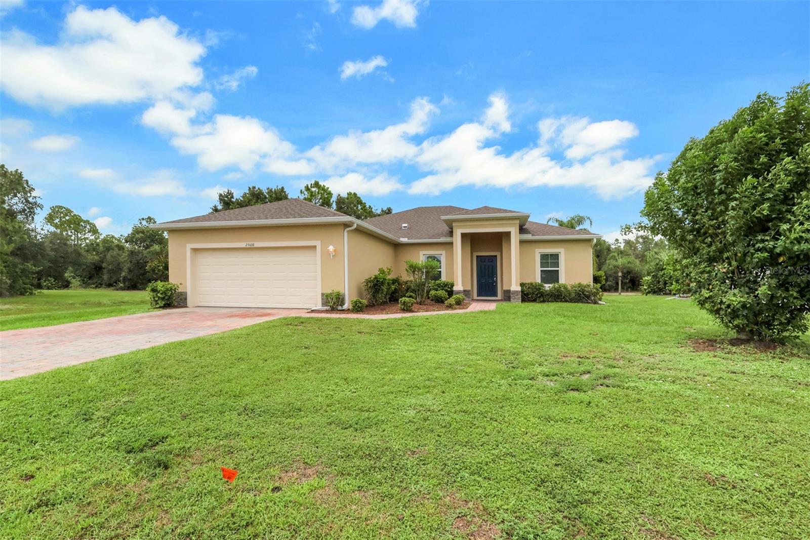 25108 Palisade Road — photo