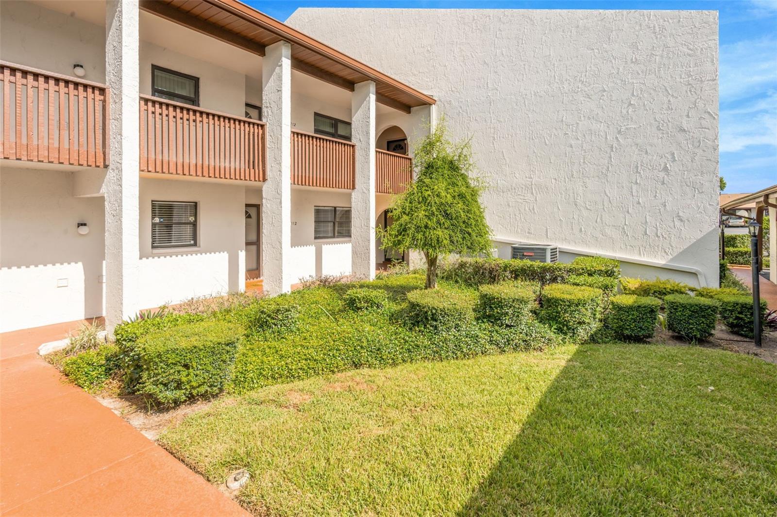 7614 Radcliffe Circle B113 — photo