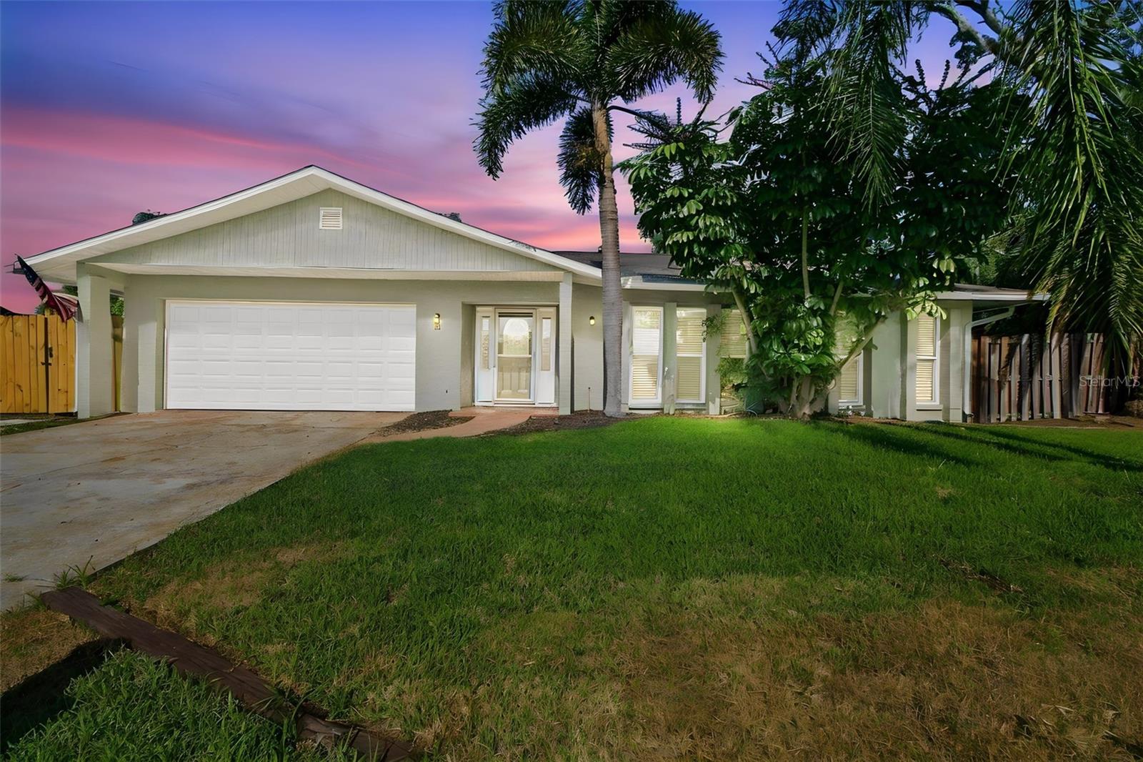 527 Wayfarer Drive — photo