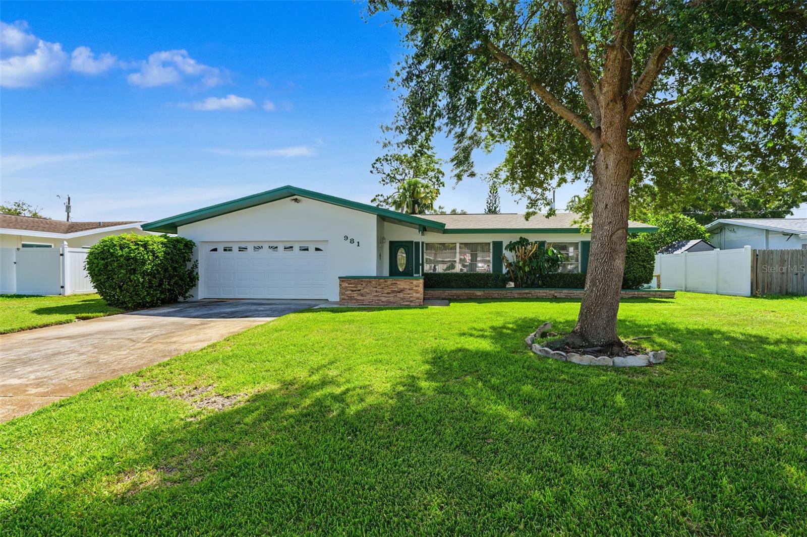 981 Stephen Foster Drive — photo