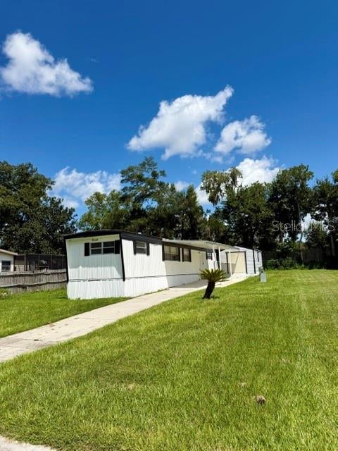 21307 Campbell Drive — photo