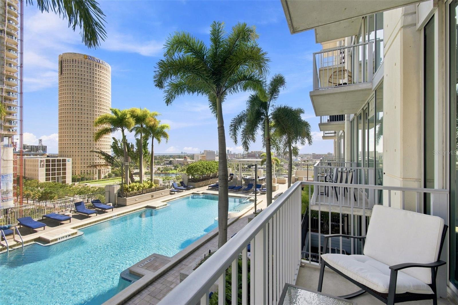 777 N Ashley Drive 910 — photo