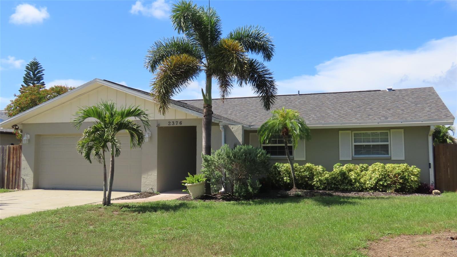 2376 Millwood Lane — photo