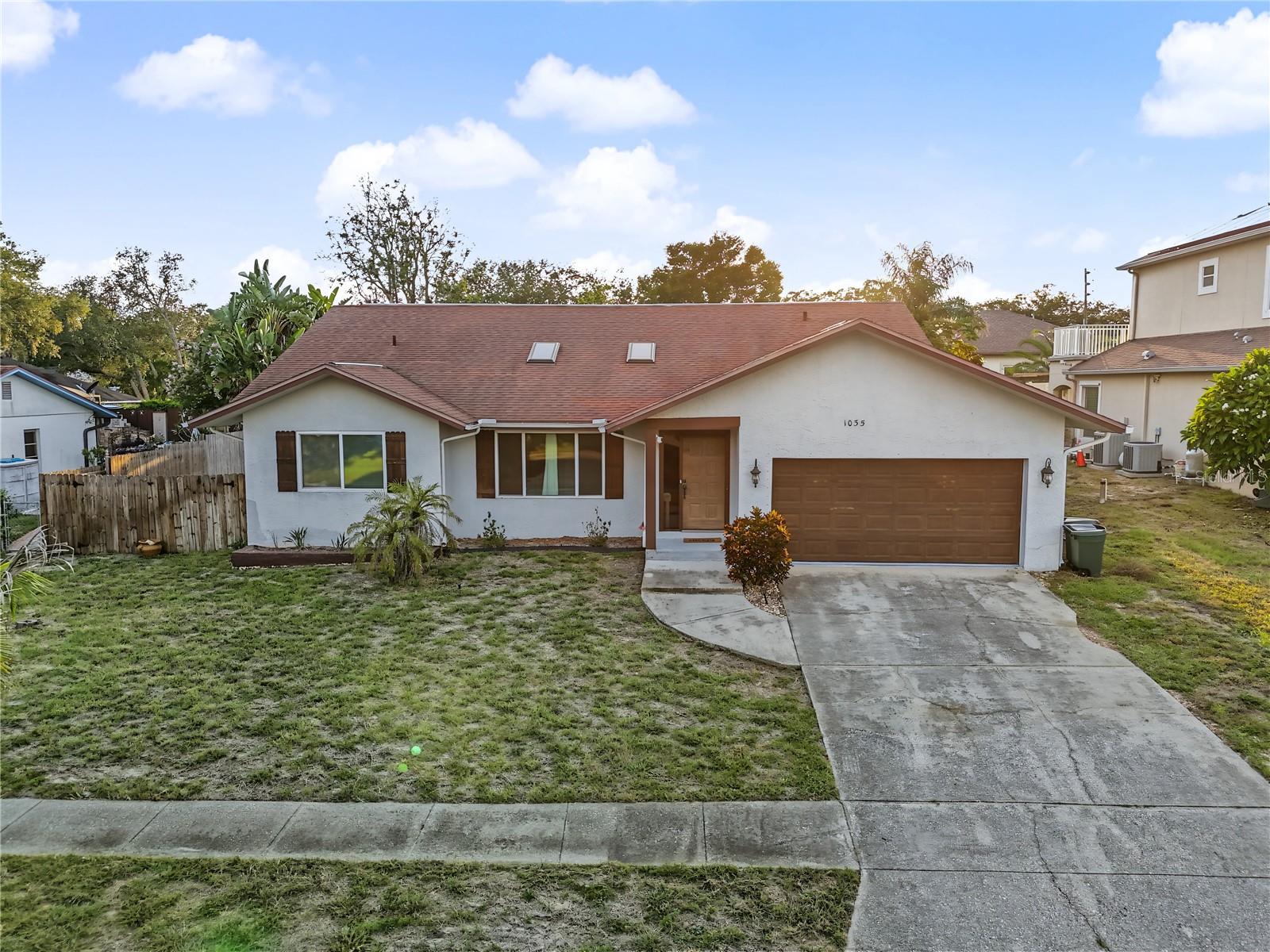 1035 Anclote Drive — photo