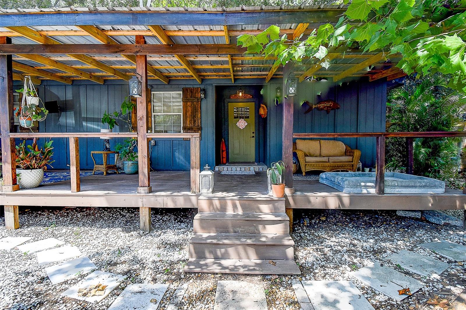 7033 Creek Drive — photo