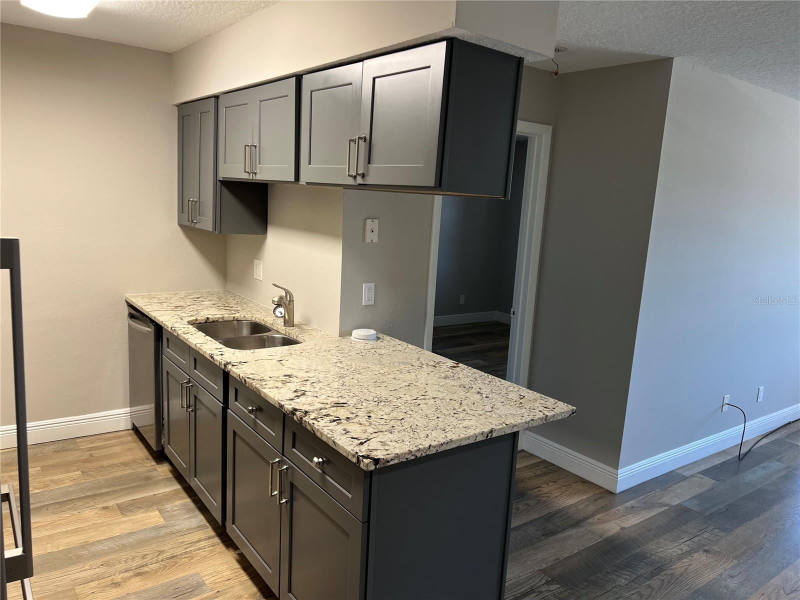 208 Red Cedar Place 208 — photo