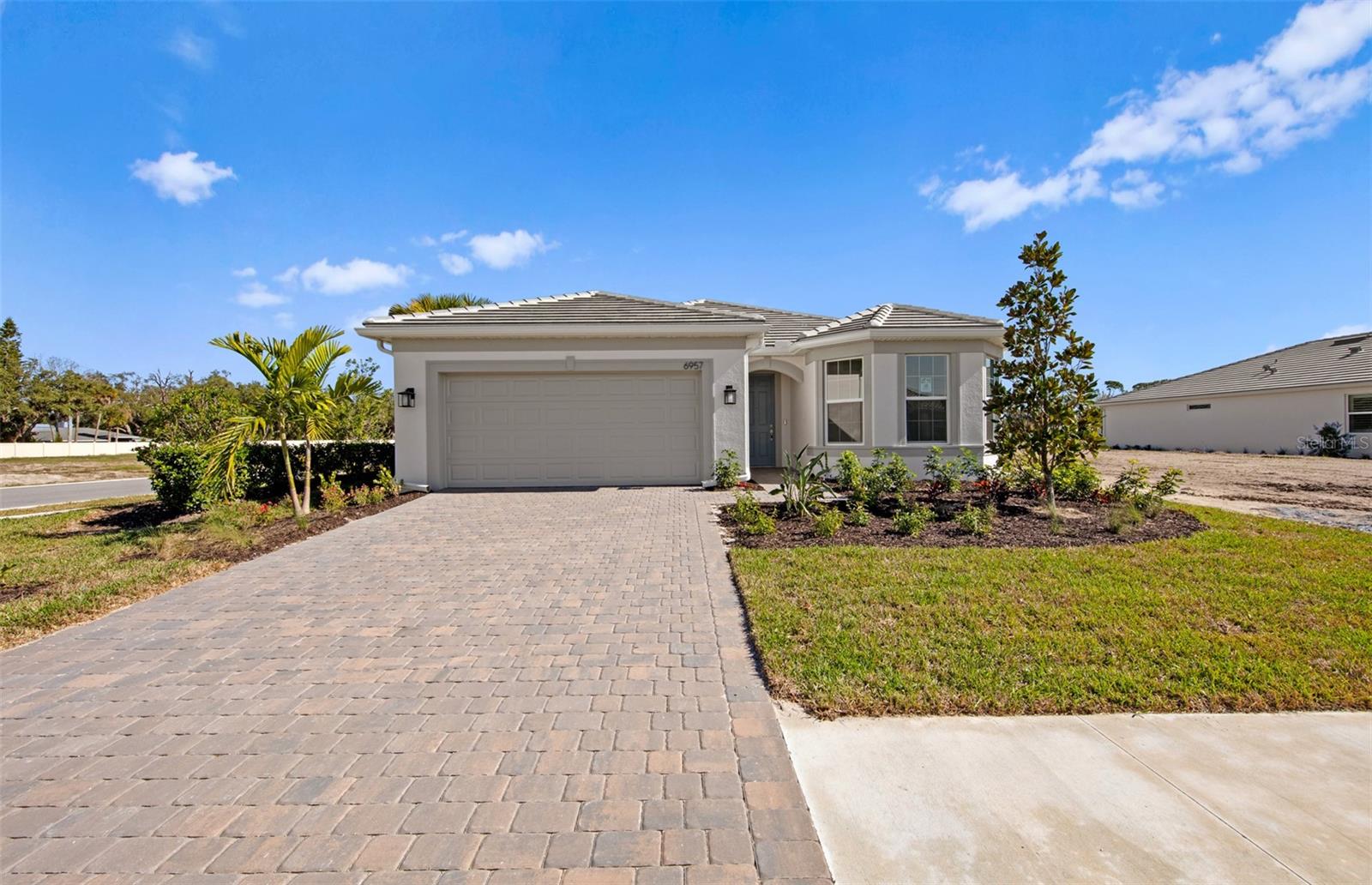 6990 Minneola Court — photo