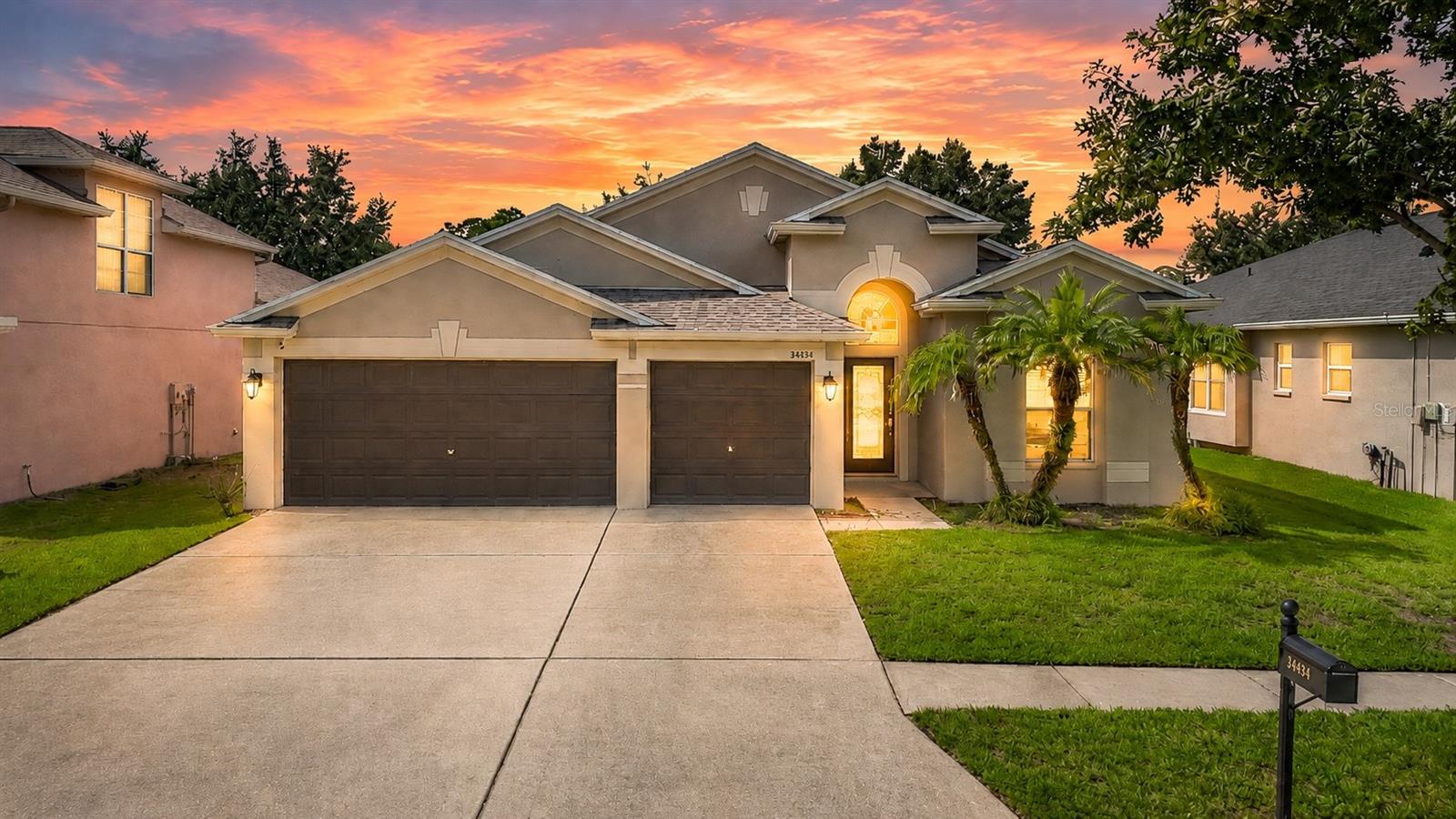 34434 Windknob Court — photo
