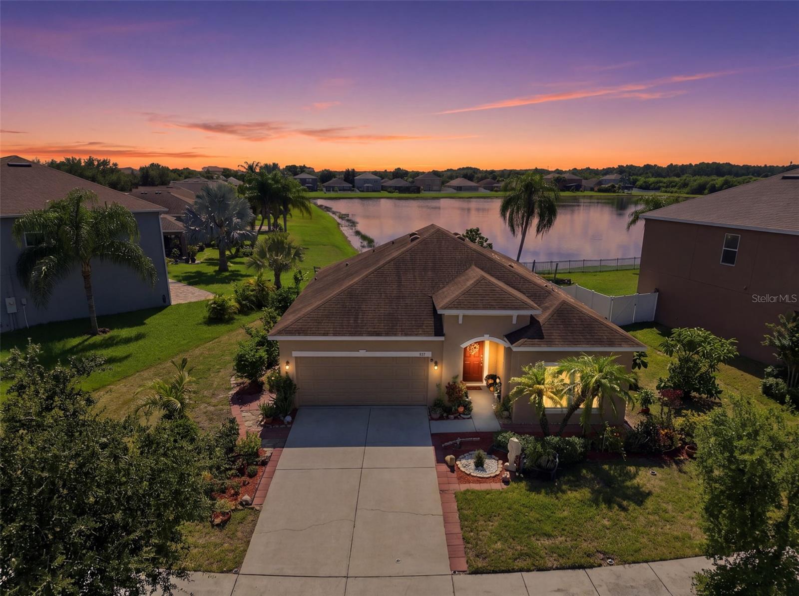 803 Parker Den Drive — photo