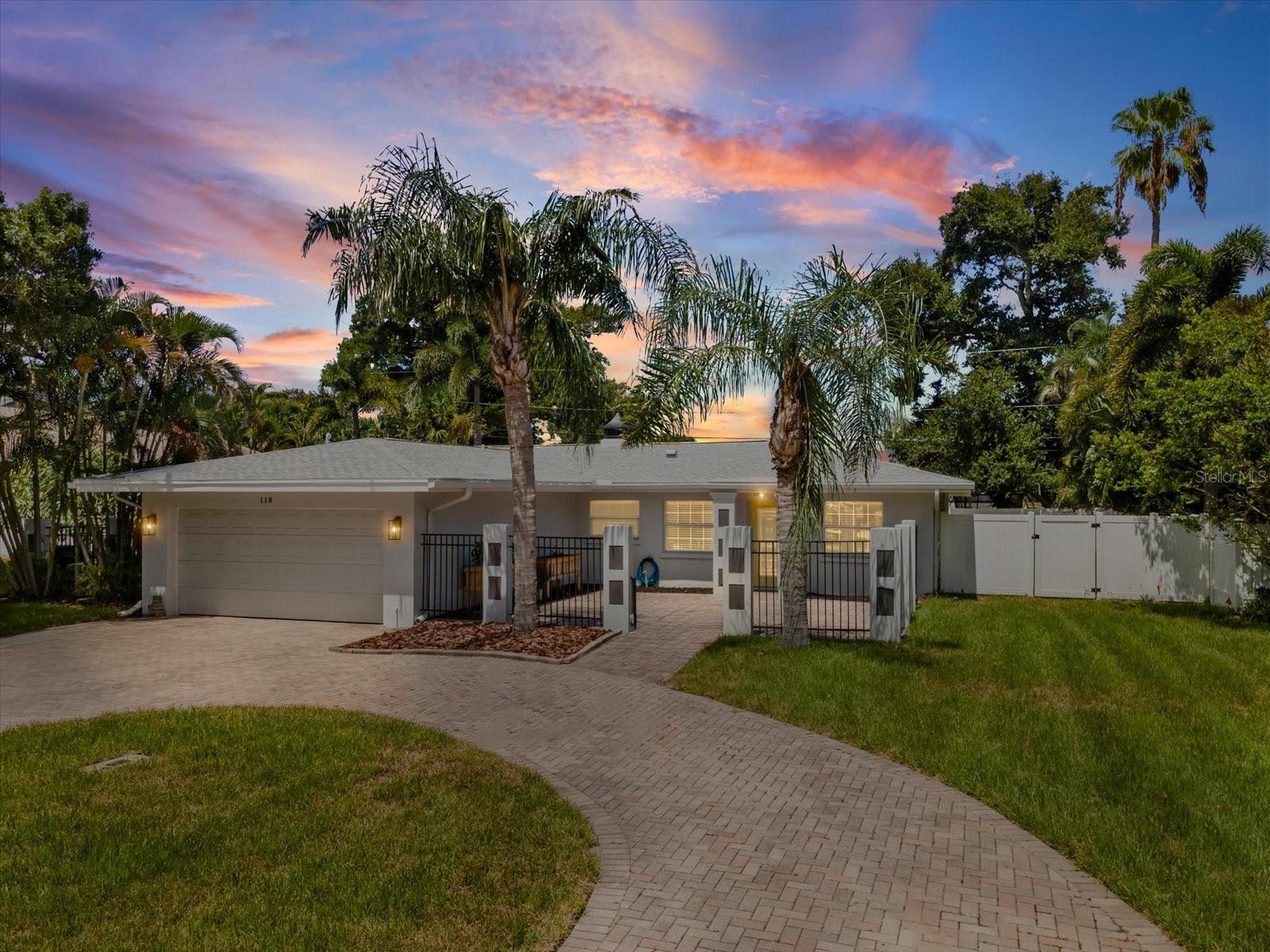 118 Live Oak Lane — photo