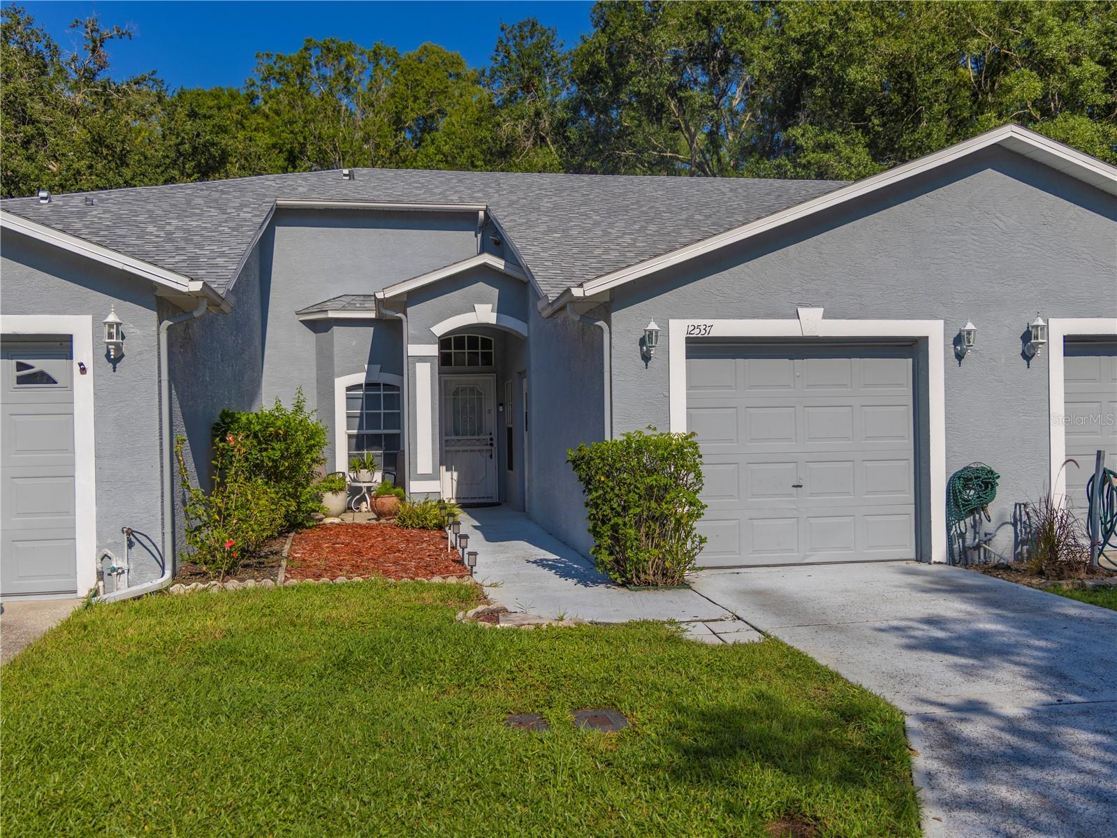 12537 Hollybrook Lane — photo