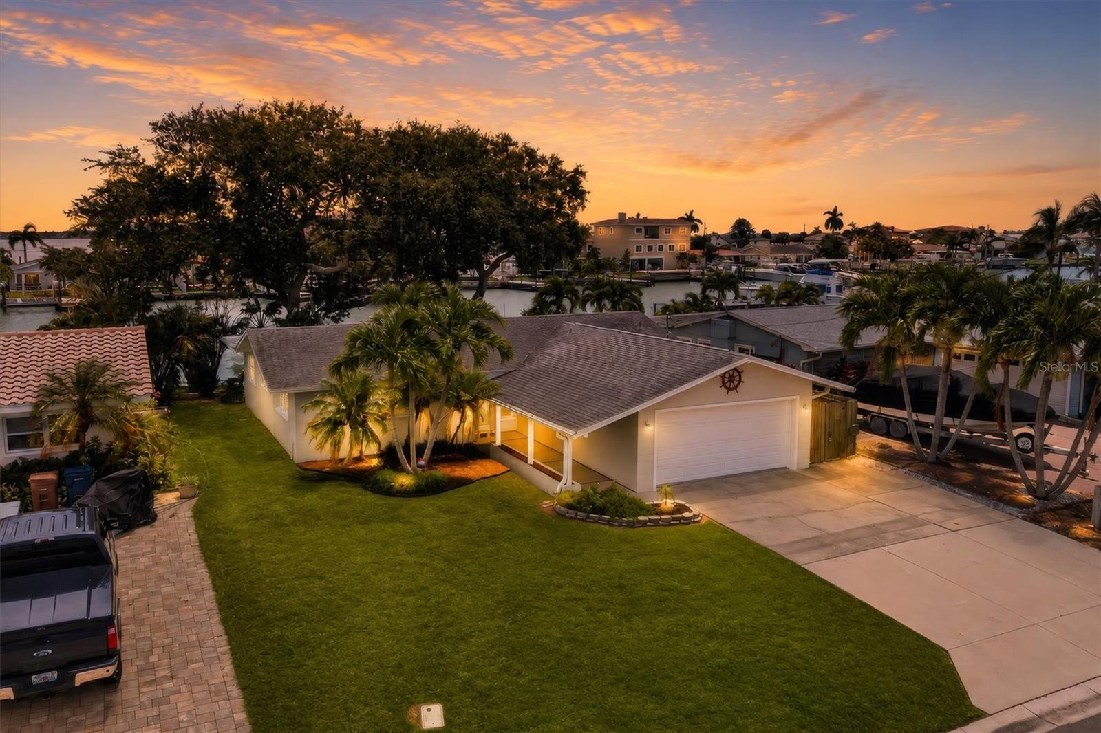 541 Lillian Drive — photo