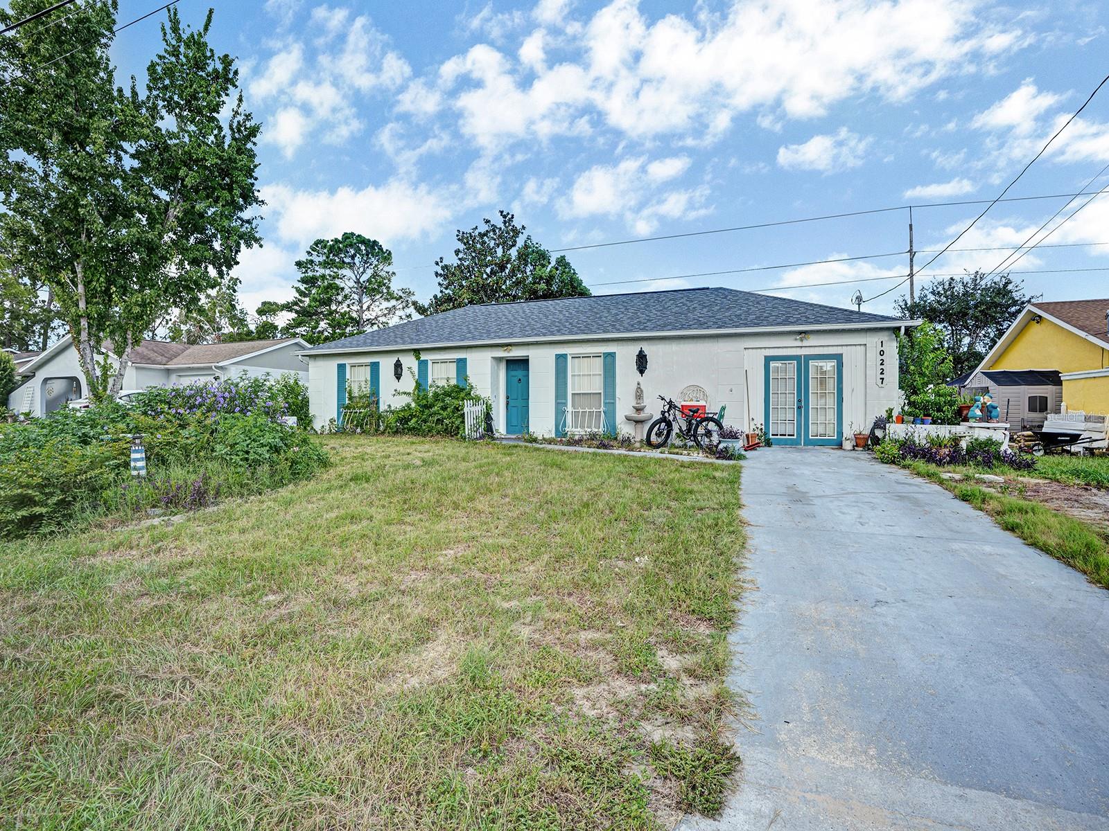 10227 Gifford Drive — photo