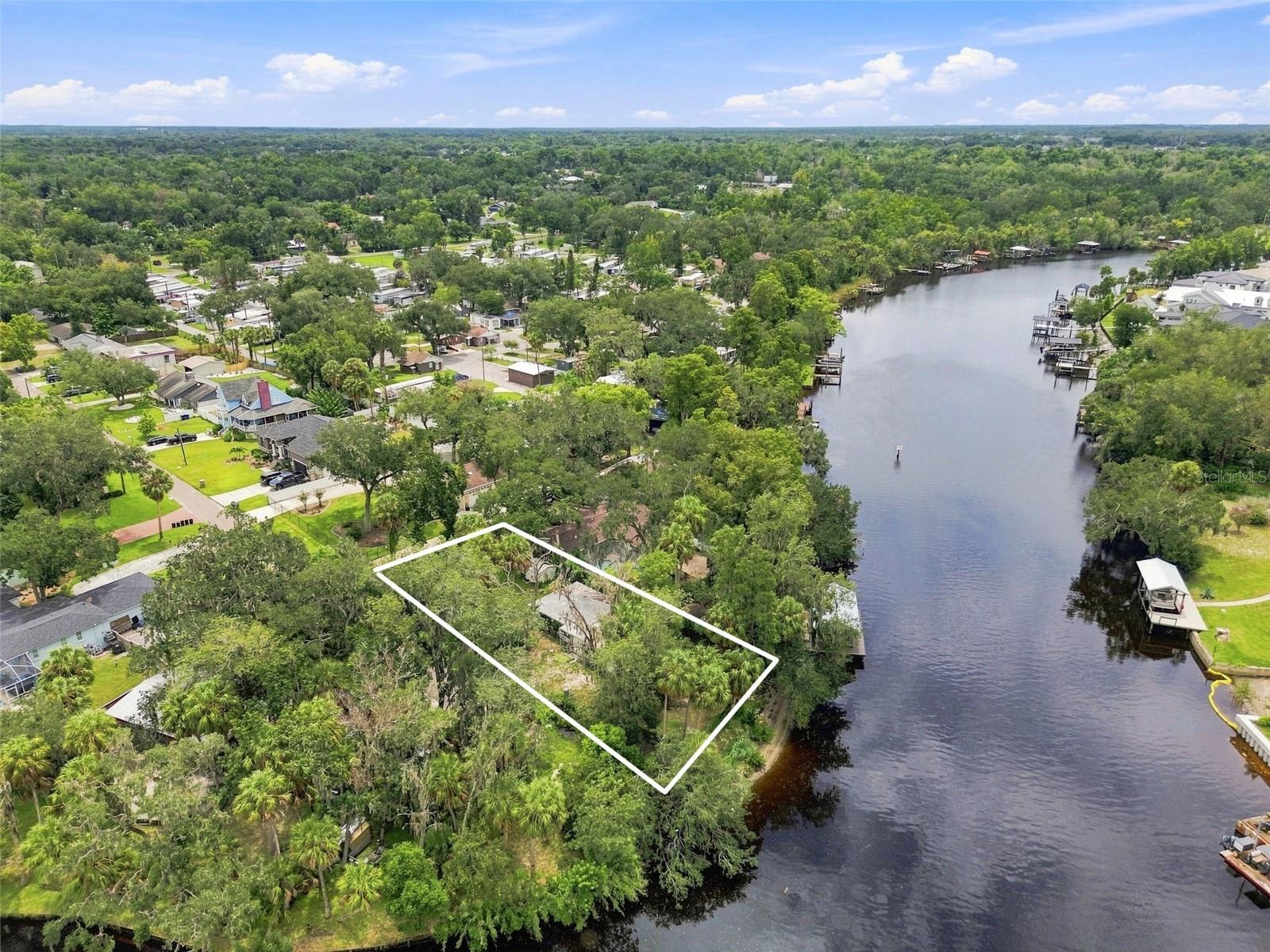 11301 Sylvan Green Lane — photo